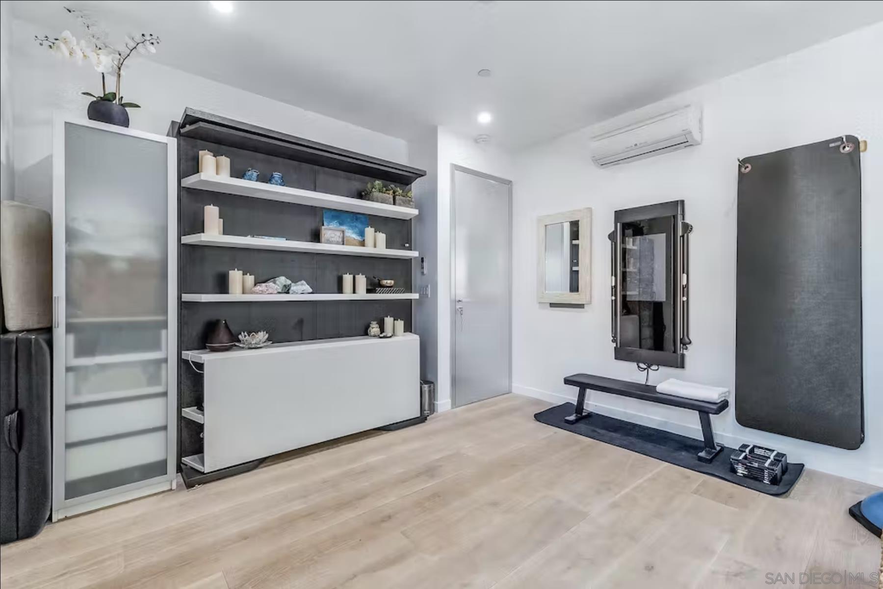 Detail Gallery Image 23 of 37 For 225  4th Street, Encinitas,  CA 92024 - 5 Beds | 4/1 Baths