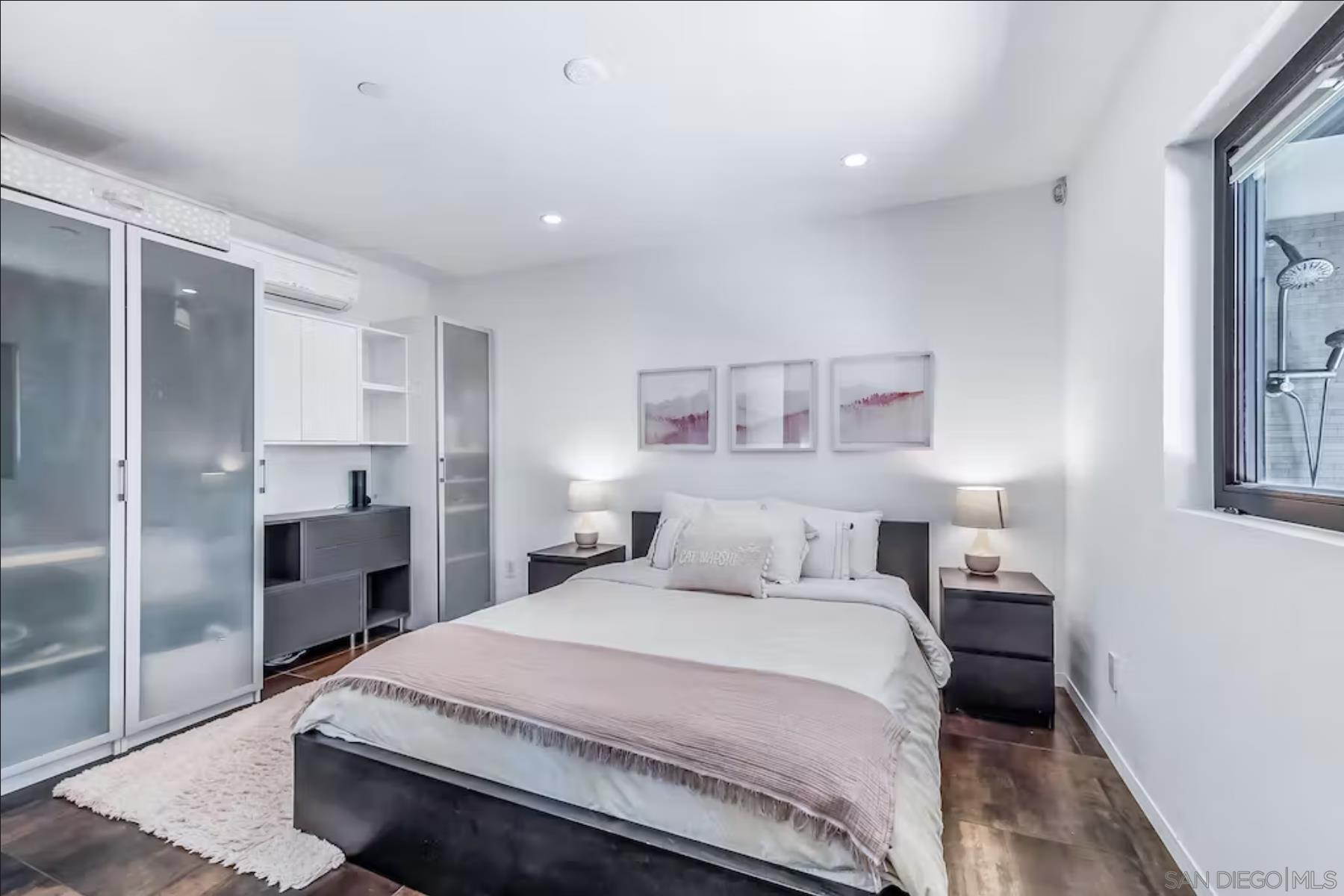 Detail Gallery Image 28 of 37 For 225  4th Street, Encinitas,  CA 92024 - 5 Beds | 4/1 Baths