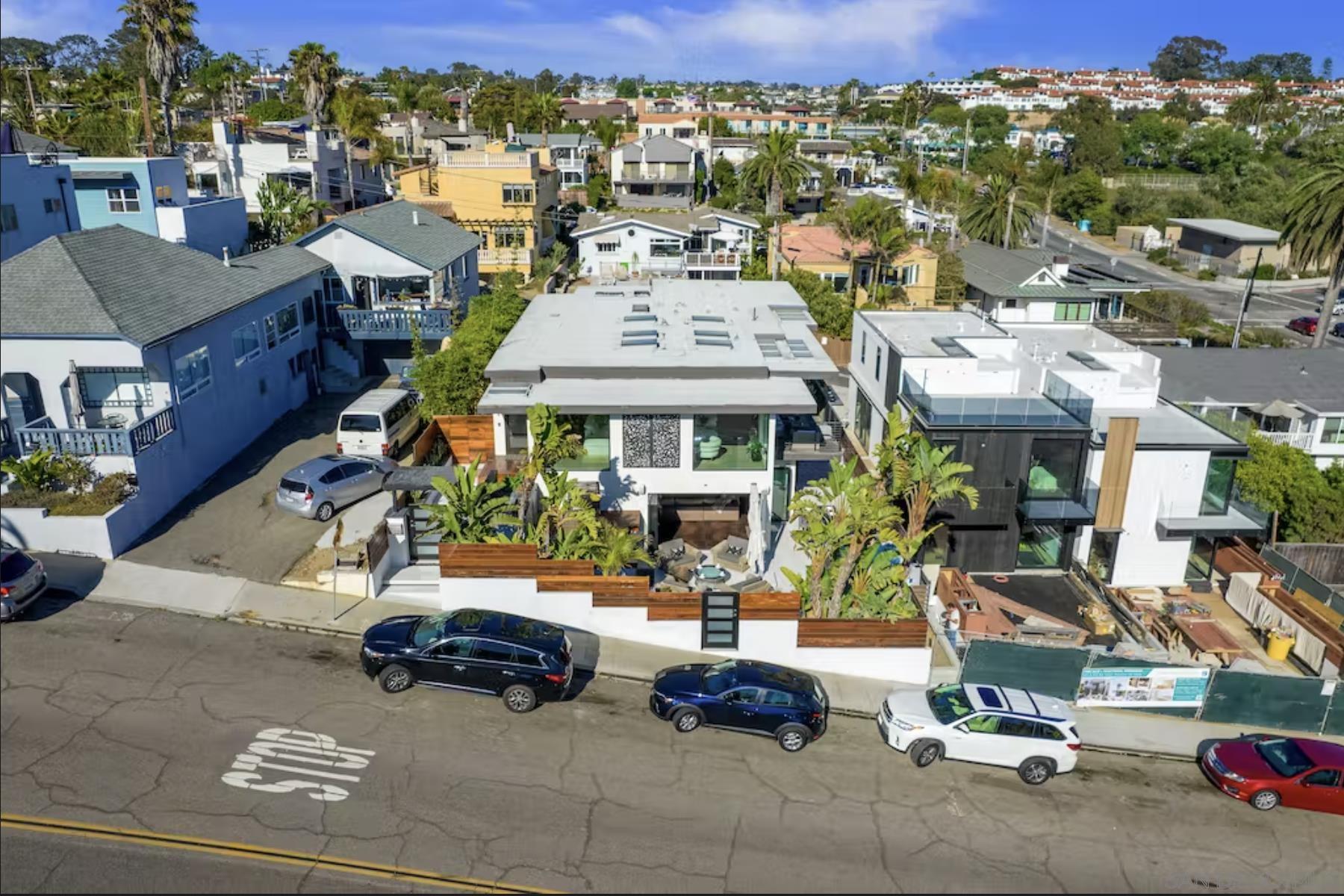 Detail Gallery Image 33 of 37 For 225  4th Street, Encinitas,  CA 92024 - 5 Beds | 4/1 Baths