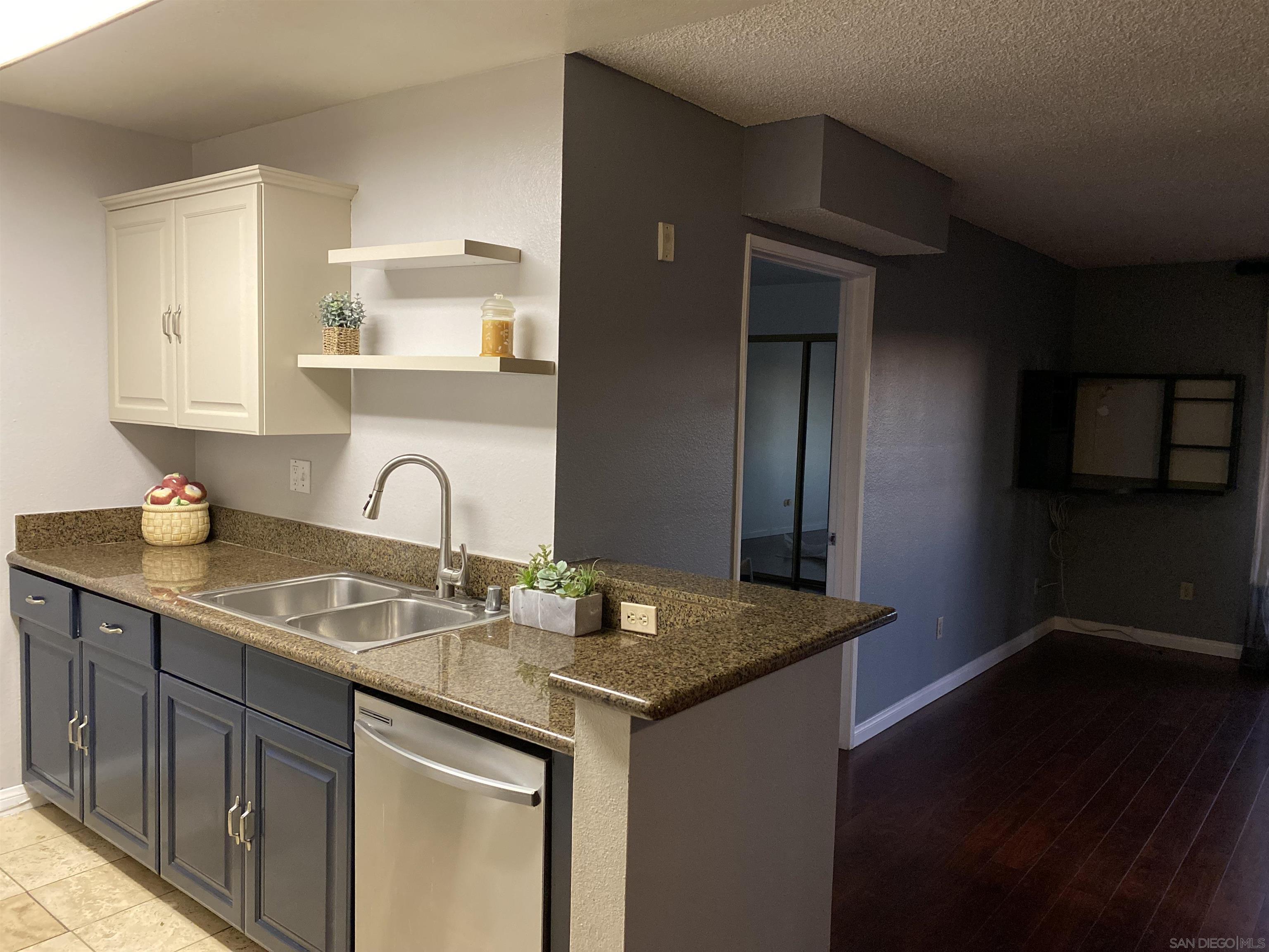 Detail Gallery Image 9 of 9 For 6191  Rancho Missiom  213, San Diego,  CA 92108 - 3 Beds | 2 Baths