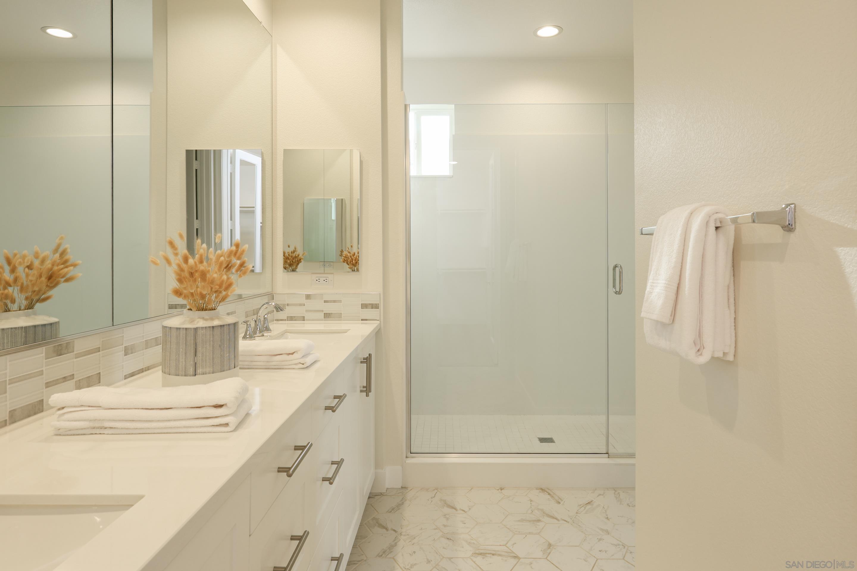 Detail Gallery Image 33 of 57 For 3269  Vestra Way, Carlsbad,  CA 92010 - 3 Beds | 2/1 Baths