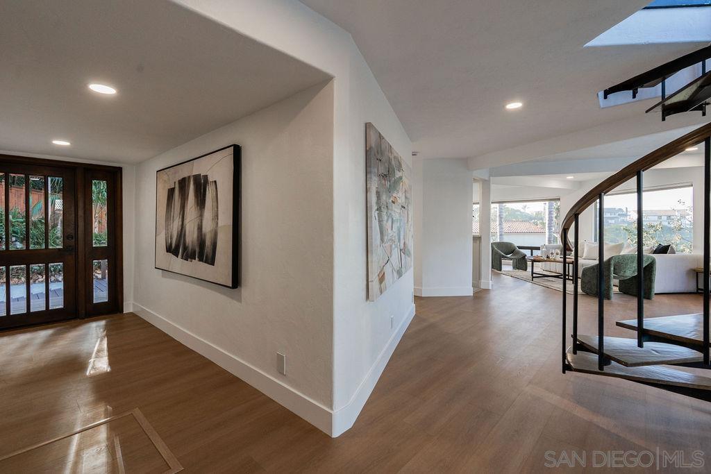 Detail Gallery Image 45 of 75 For 2606  Galicia Way, Carlsbad,  CA 92009 - 5 Beds | 3/1 Baths