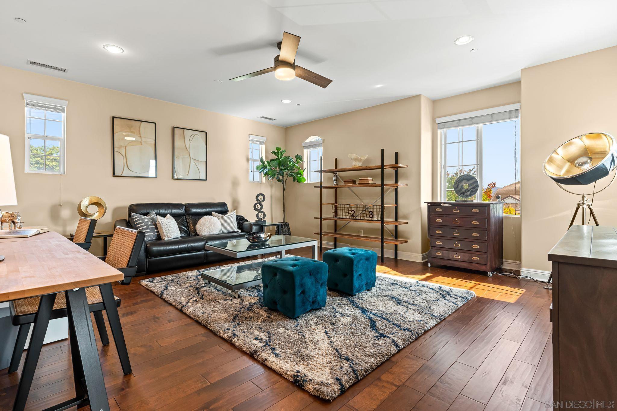 Detail Gallery Image 21 of 70 For 15740  Bacara Ct, San Diego,  CA 92131 - 6 Beds | 4/1 Baths