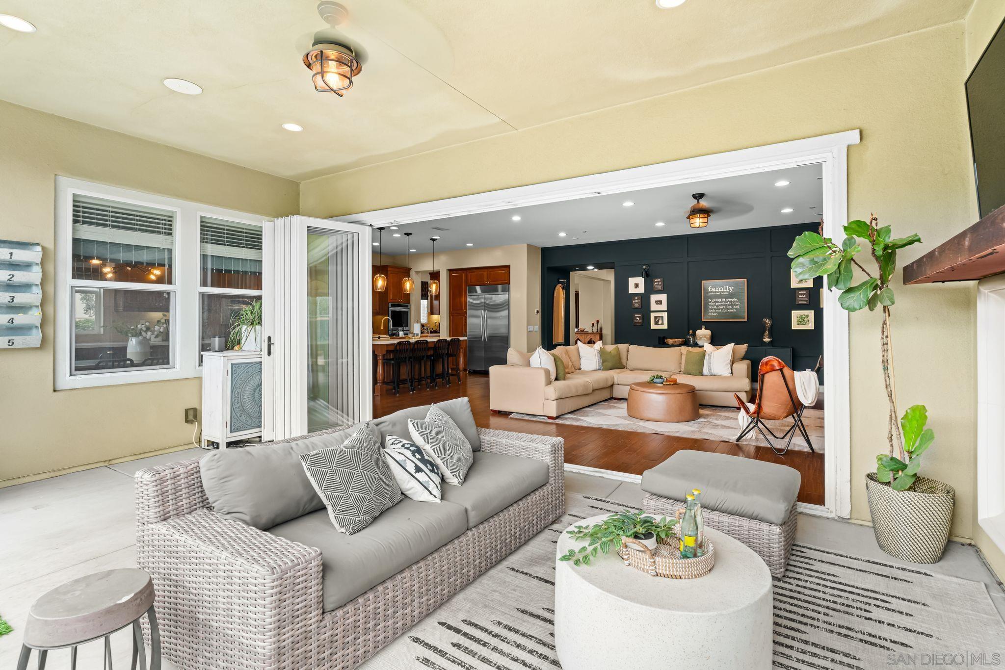 Detail Gallery Image 29 of 70 For 15740  Bacara Ct, San Diego,  CA 92131 - 6 Beds | 4/1 Baths