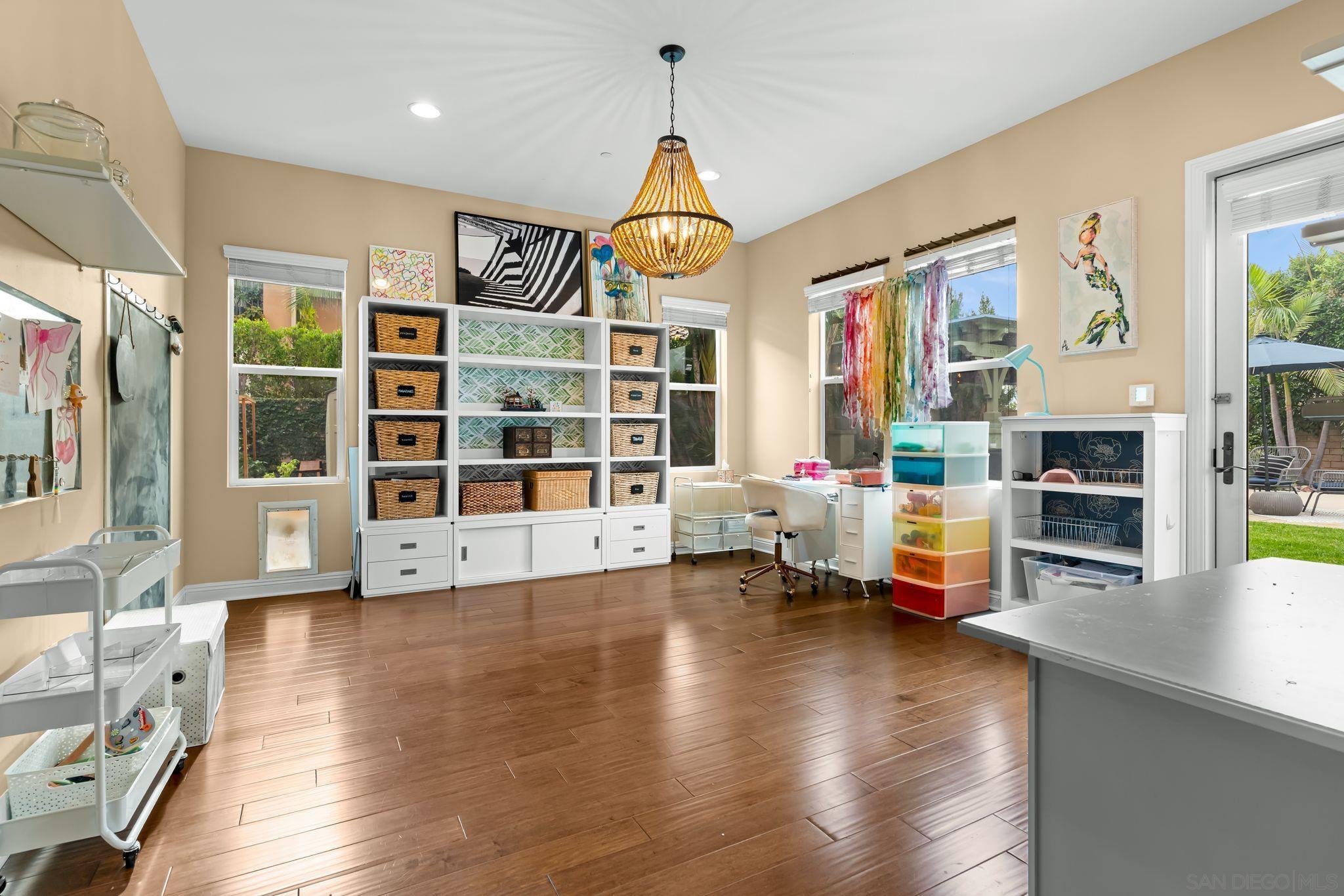 Detail Gallery Image 49 of 70 For 15740  Bacara Ct, San Diego,  CA 92131 - 6 Beds | 4/1 Baths