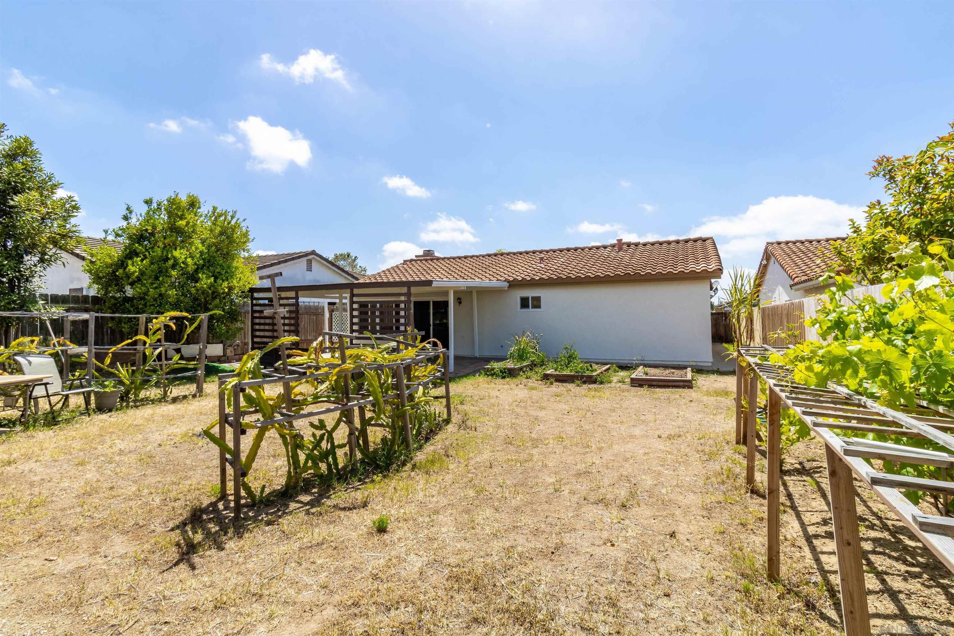 Detail Gallery Image 14 of 15 For 10385  Cheviot Ct, San Diego,  CA 92126 - 3 Beds | 2 Baths