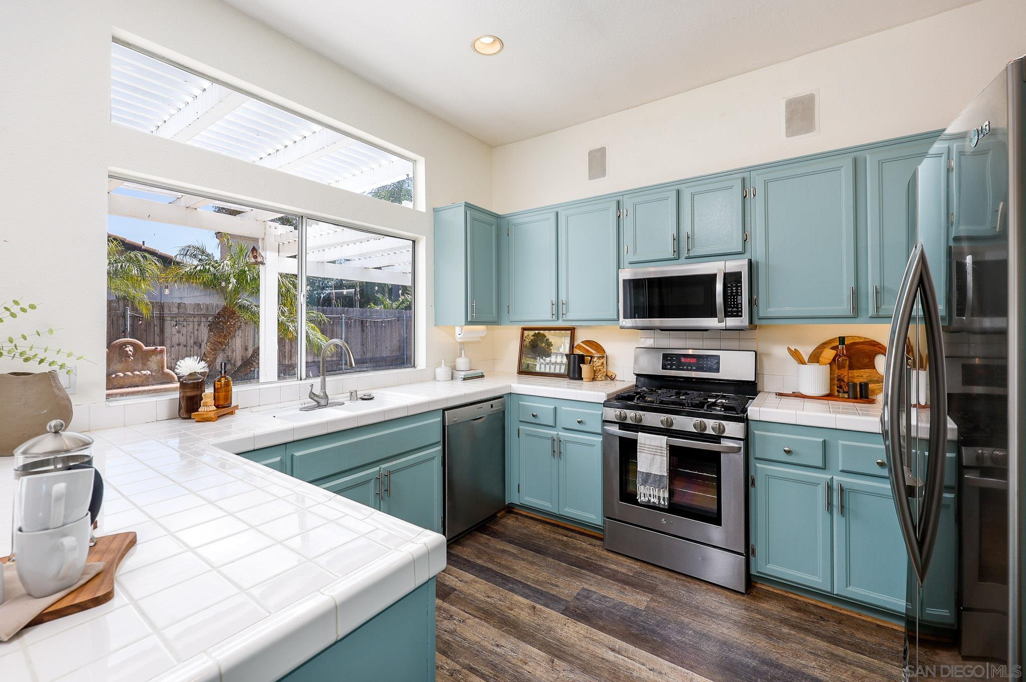 Detail Gallery Image 14 of 42 For 3529  La Mirada Dr, San Marcos,  CA 92078 - 4 Beds | 2 Baths