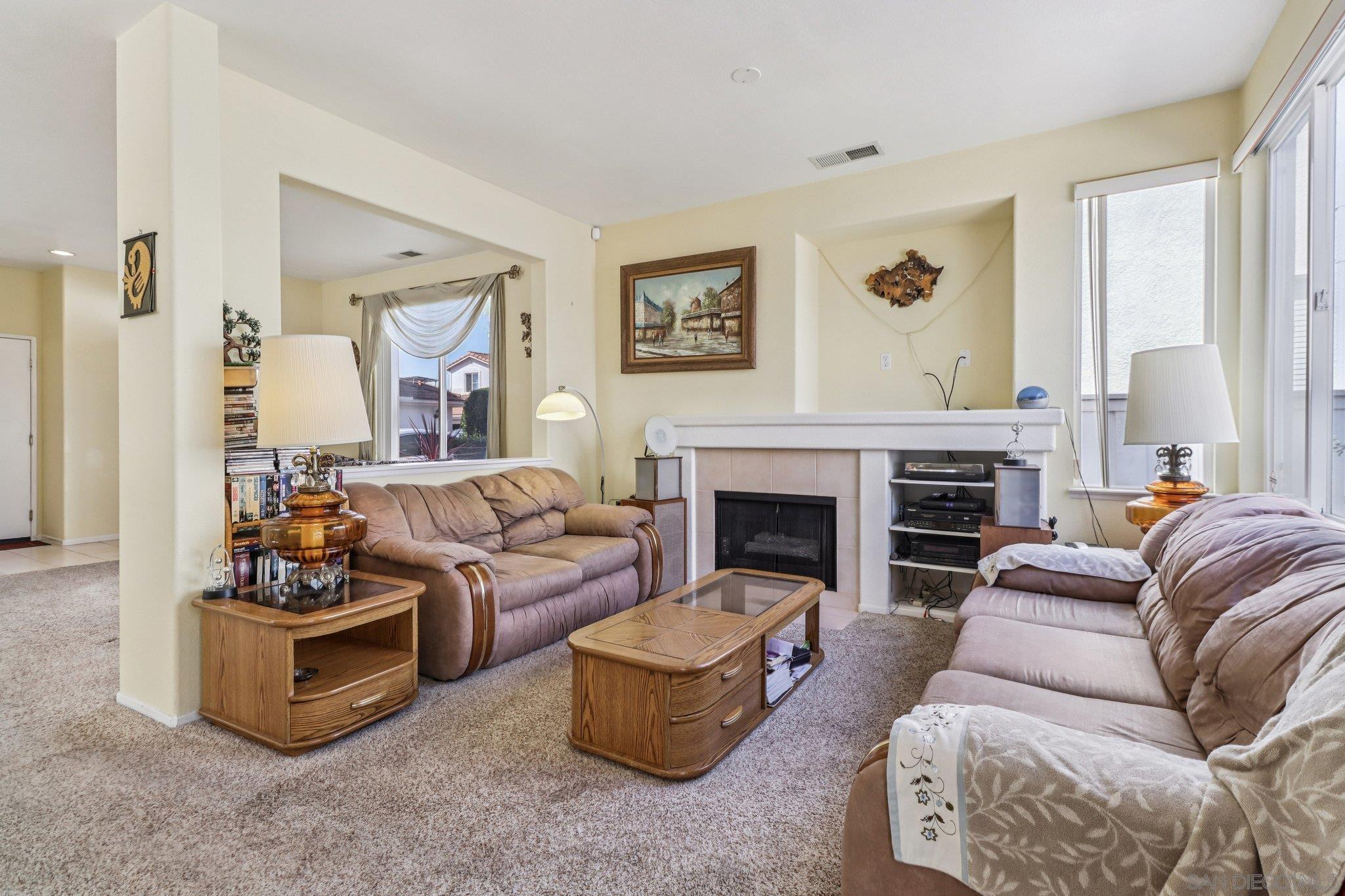 Detail Gallery Image 11 of 43 For 9468  Compass Point Dr S  #3,  San Diego,  CA 92126 - 3 Beds | 2/1 Baths