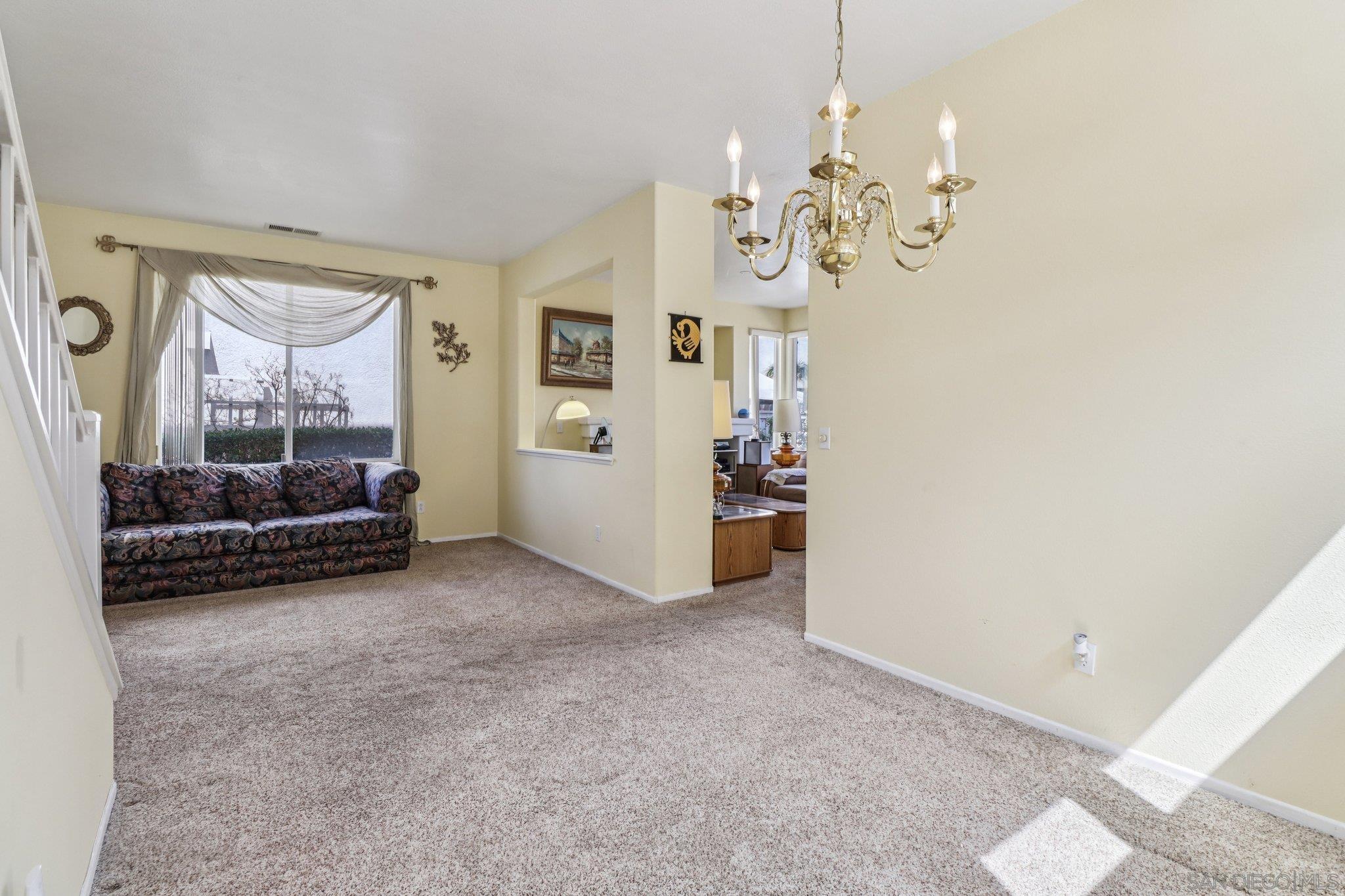 Detail Gallery Image 8 of 43 For 9468  Compass Point Dr S  #3,  San Diego,  CA 92126 - 3 Beds | 2/1 Baths