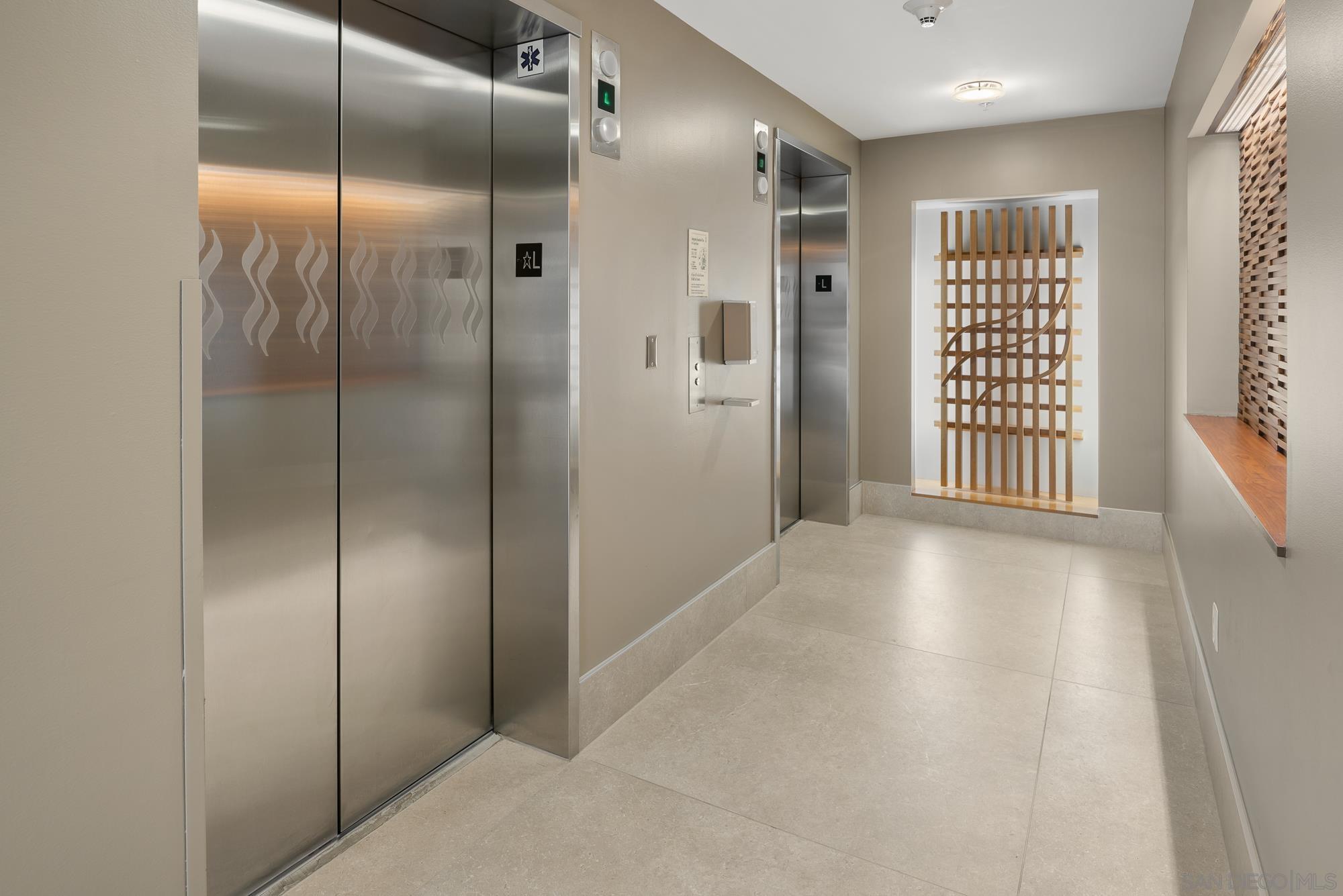 Detail Gallery Image 4 of 49 For 645  Front St  #606,  San Diego,  CA 92101 - 2 Beds | 2/1 Baths