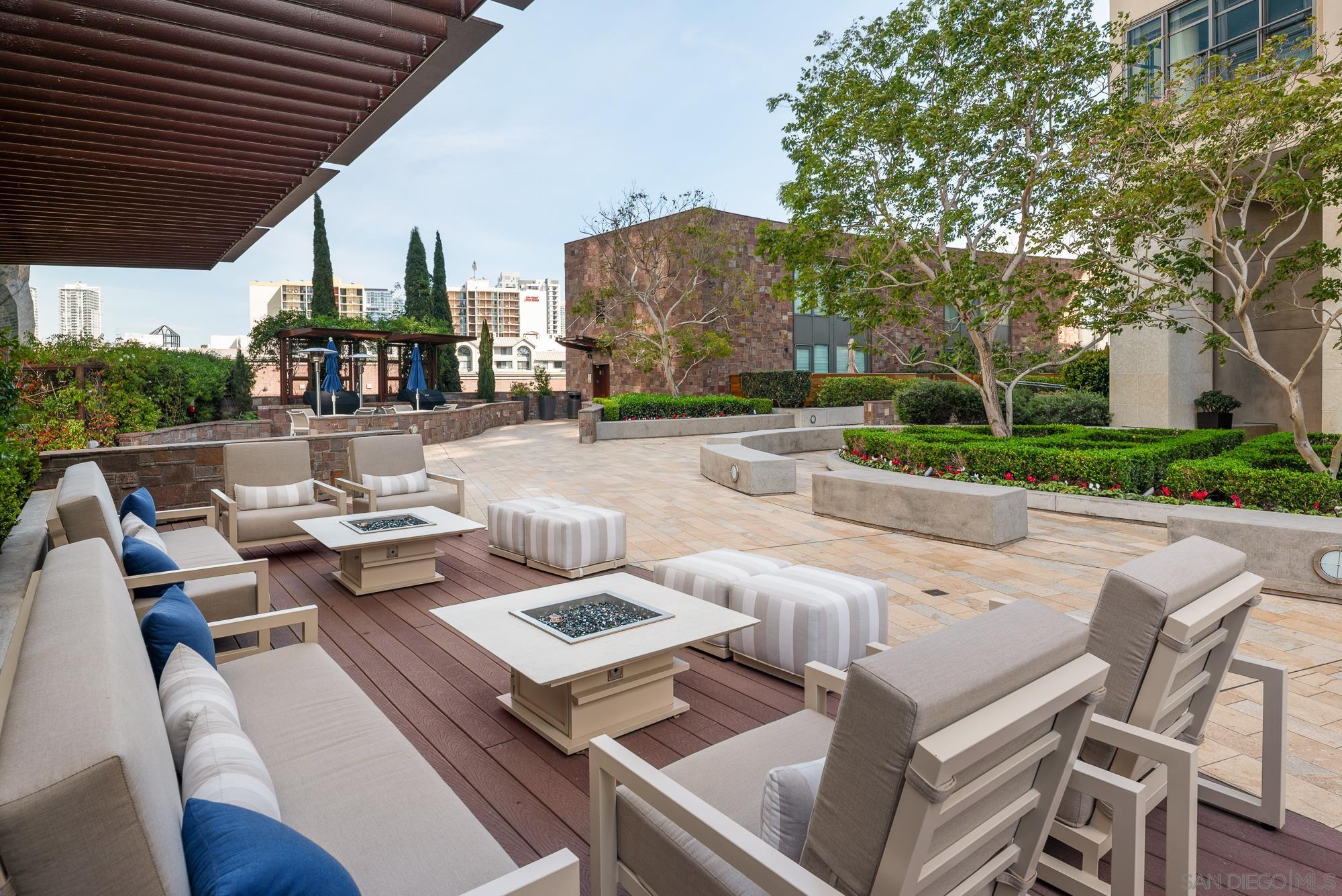 Detail Gallery Image 39 of 49 For 645  Front St  #606,  San Diego,  CA 92101 - 2 Beds | 2/1 Baths