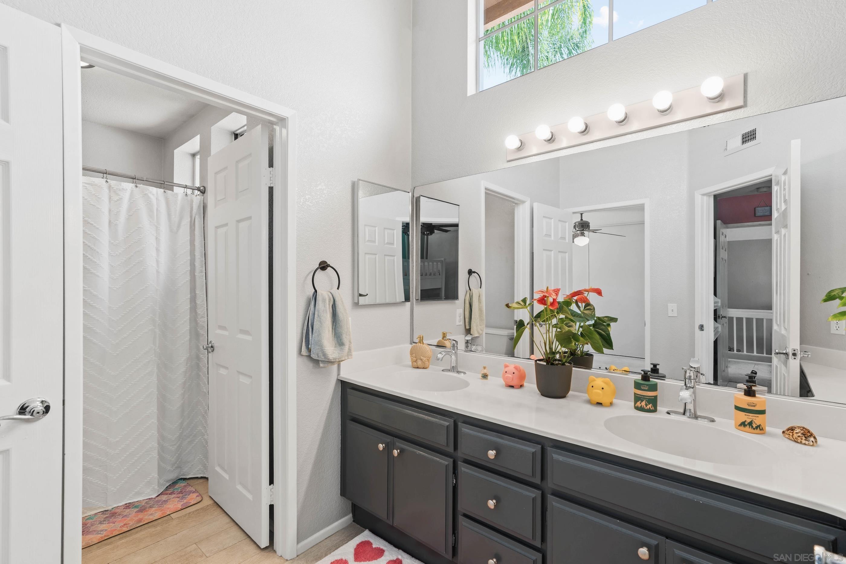 Detail Gallery Image 24 of 37 For 1593  Avenida Guillermo, Oceanside,  CA 92056 - 4 Beds | 3 Baths