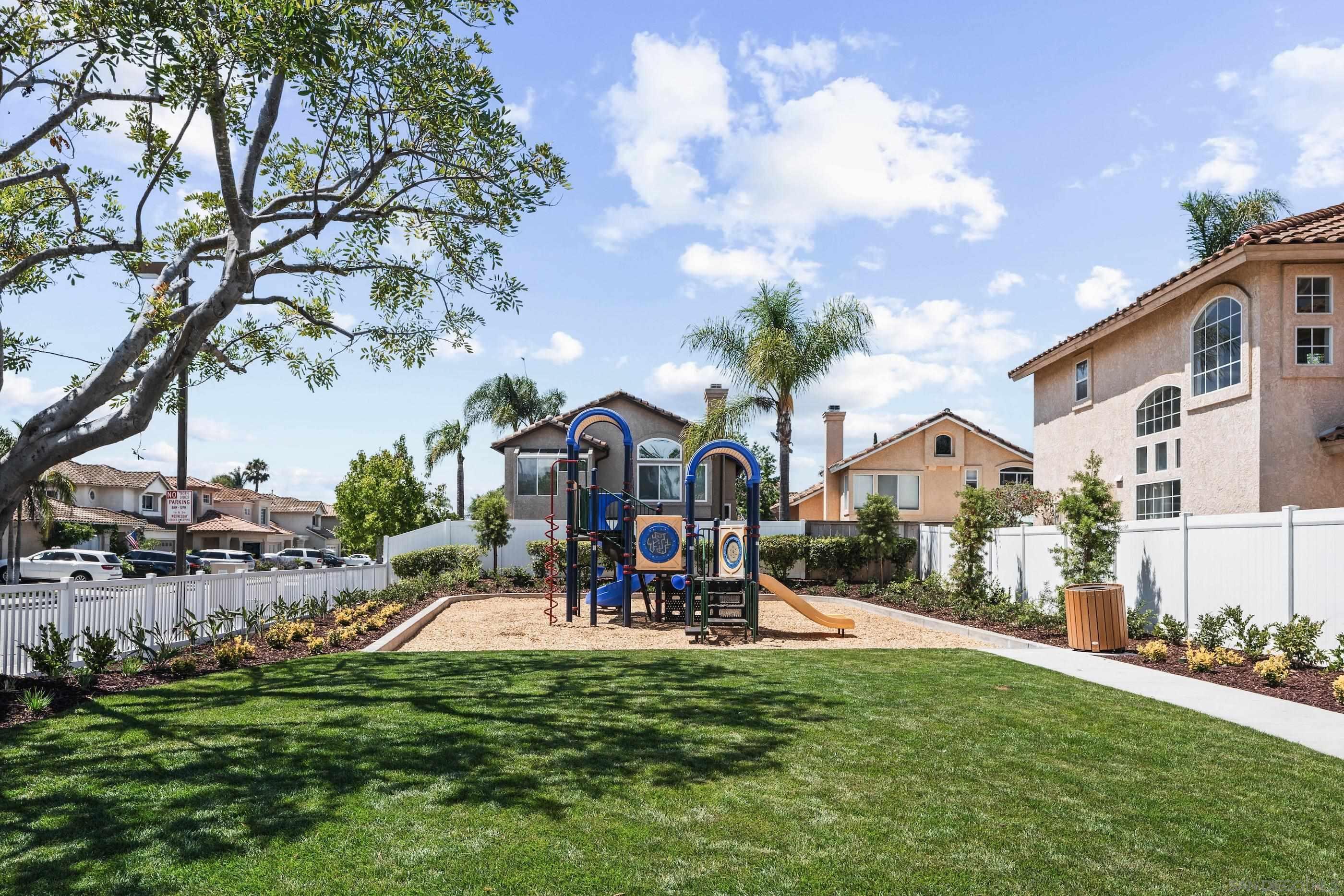 Detail Gallery Image 29 of 37 For 1593  Avenida Guillermo, Oceanside,  CA 92056 - 4 Beds | 3 Baths