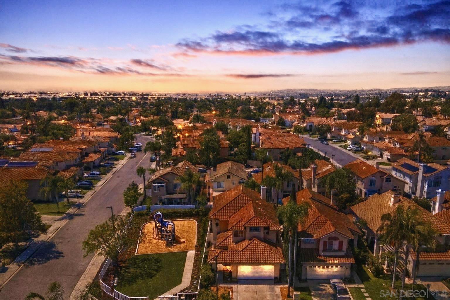 Detail Gallery Image 31 of 37 For 1593  Avenida Guillermo, Oceanside,  CA 92056 - 4 Beds | 3 Baths