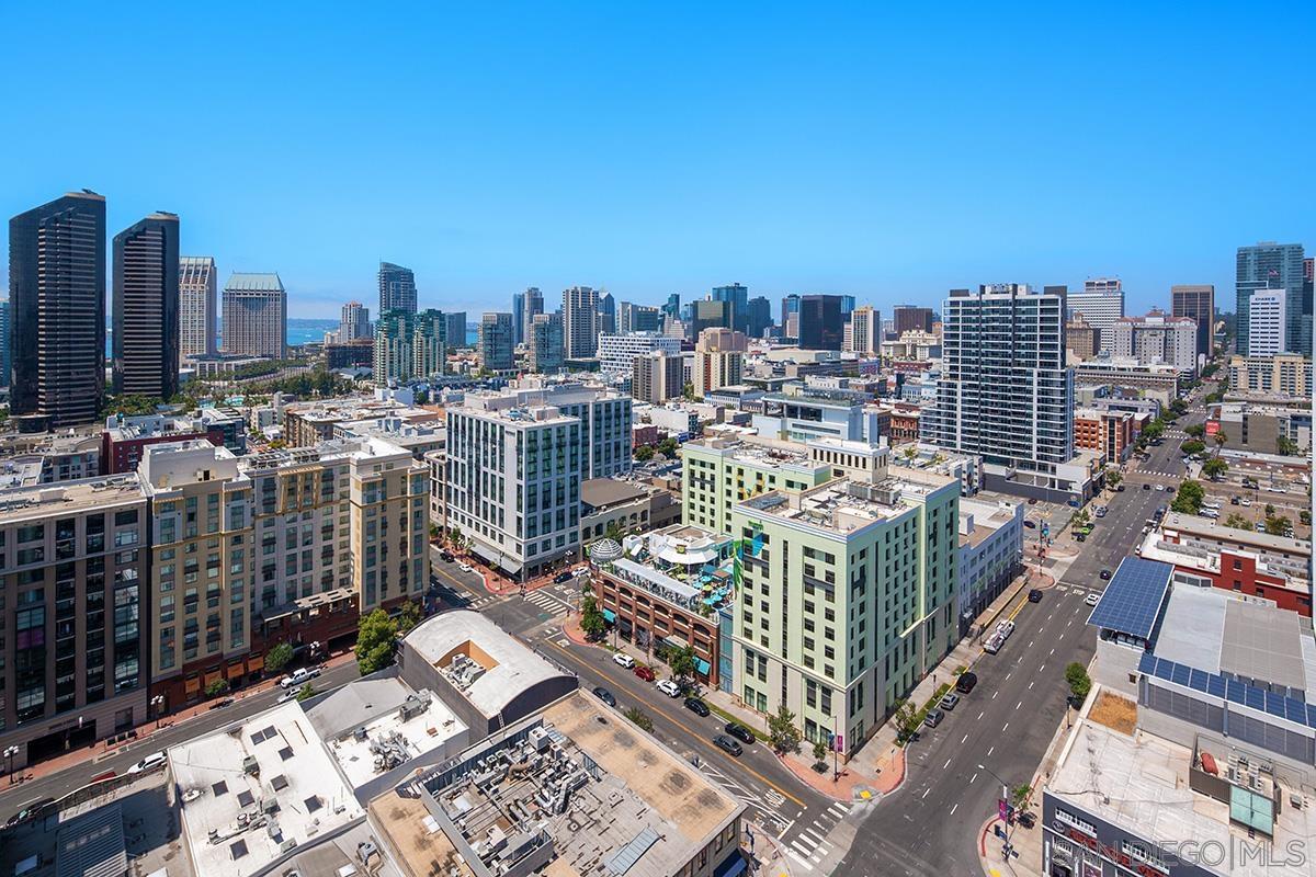 Detail Gallery Image 30 of 67 For 325  7th Avenue  #2104,  San Diego,  CA 92101 - 2 Beds | 2 Baths