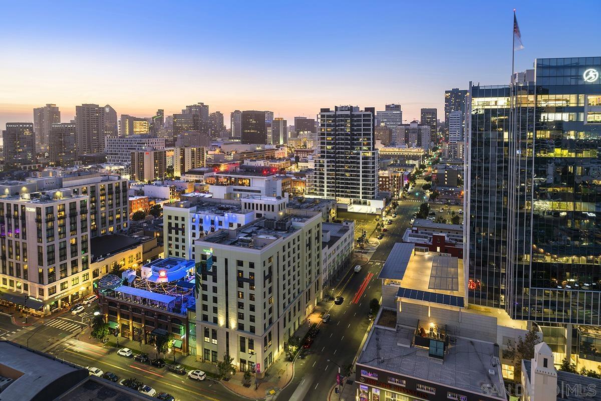 Detail Gallery Image 10 of 67 For 325  7th Avenue  #2104,  San Diego,  CA 92101 - 2 Beds | 2 Baths