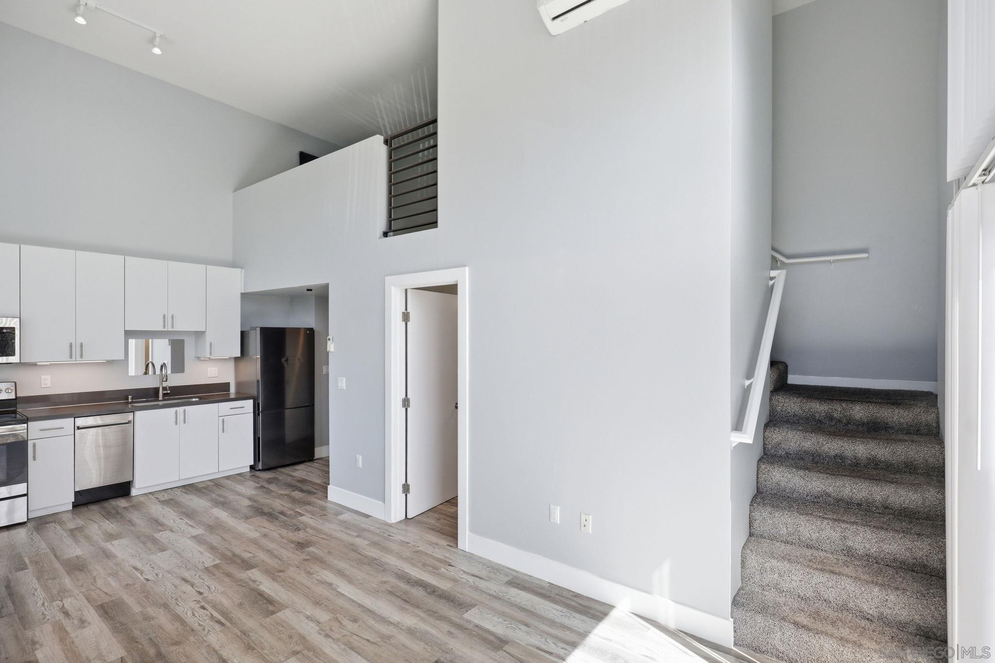 Detail Gallery Image 6 of 18 For 8465  Broadway, Lemon Grove,  CA 91945 - – Beds | – Baths