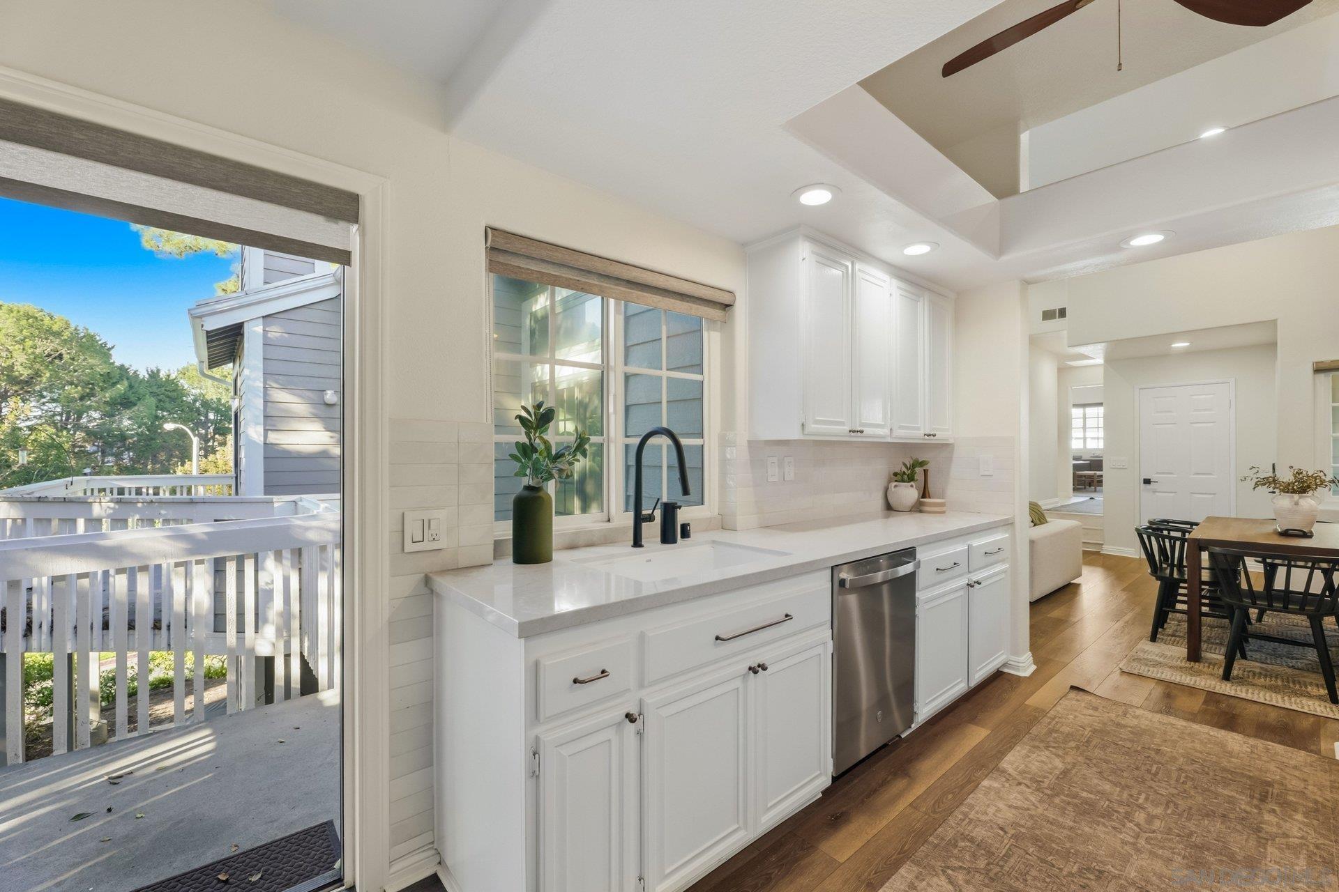 Detail Gallery Image 14 of 36 For 20321  Tidepool Cir  #205,  Huntington Beach,  CA 92646 - 2 Beds | 2 Baths