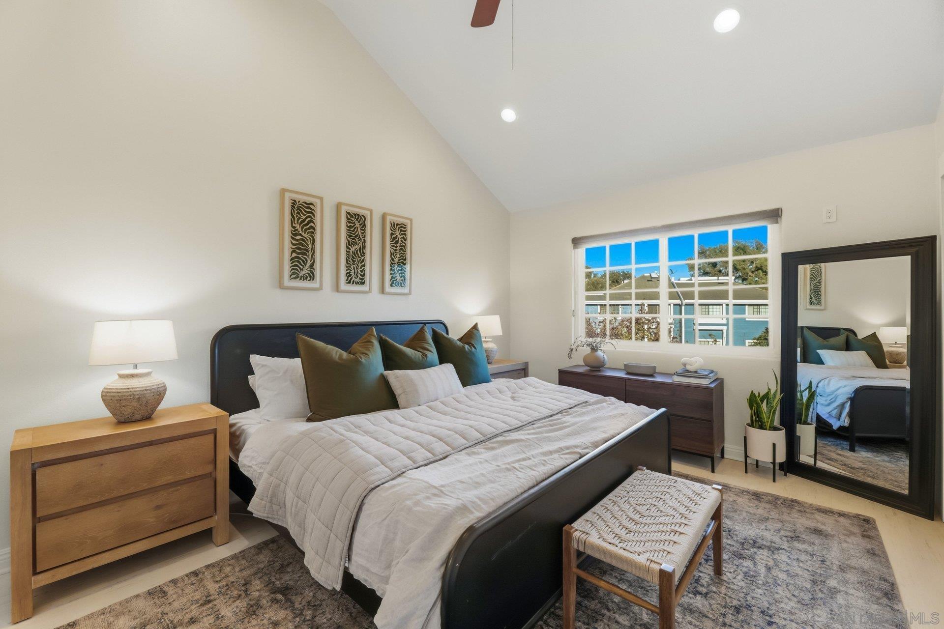 Detail Gallery Image 17 of 36 For 20321  Tidepool Cir  #205,  Huntington Beach,  CA 92646 - 2 Beds | 2 Baths