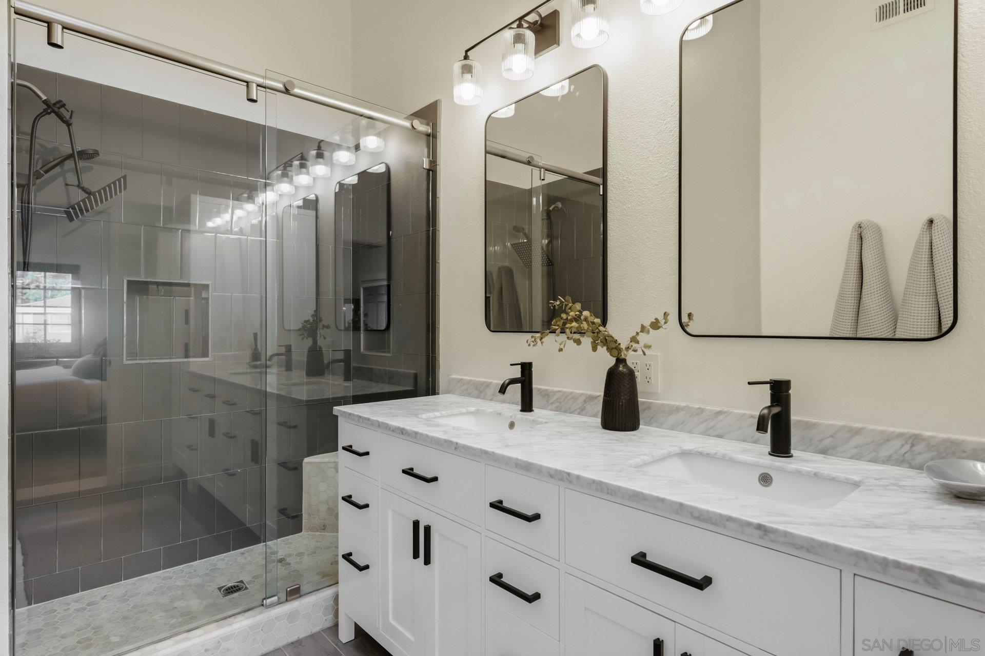 Detail Gallery Image 19 of 36 For 20321  Tidepool Cir  #205,  Huntington Beach,  CA 92646 - 2 Beds | 2 Baths