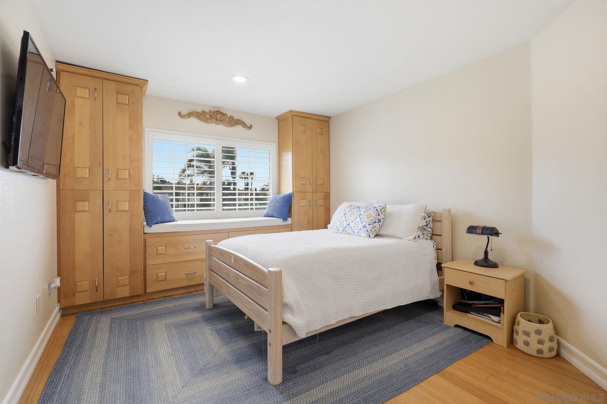 Detail Gallery Image 24 of 41 For 454  Acero Pl, Chula Vista,  CA 91910 - 5 Beds | 3 Baths