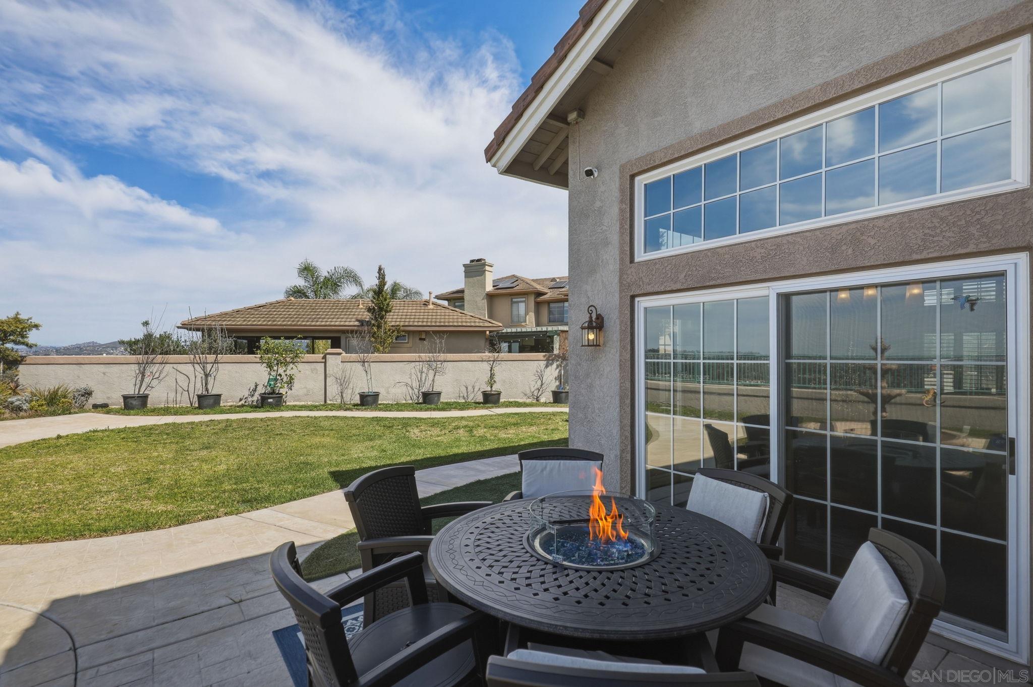 Detail Gallery Image 33 of 41 For 454  Acero Pl, Chula Vista,  CA 91910 - 5 Beds | 3 Baths