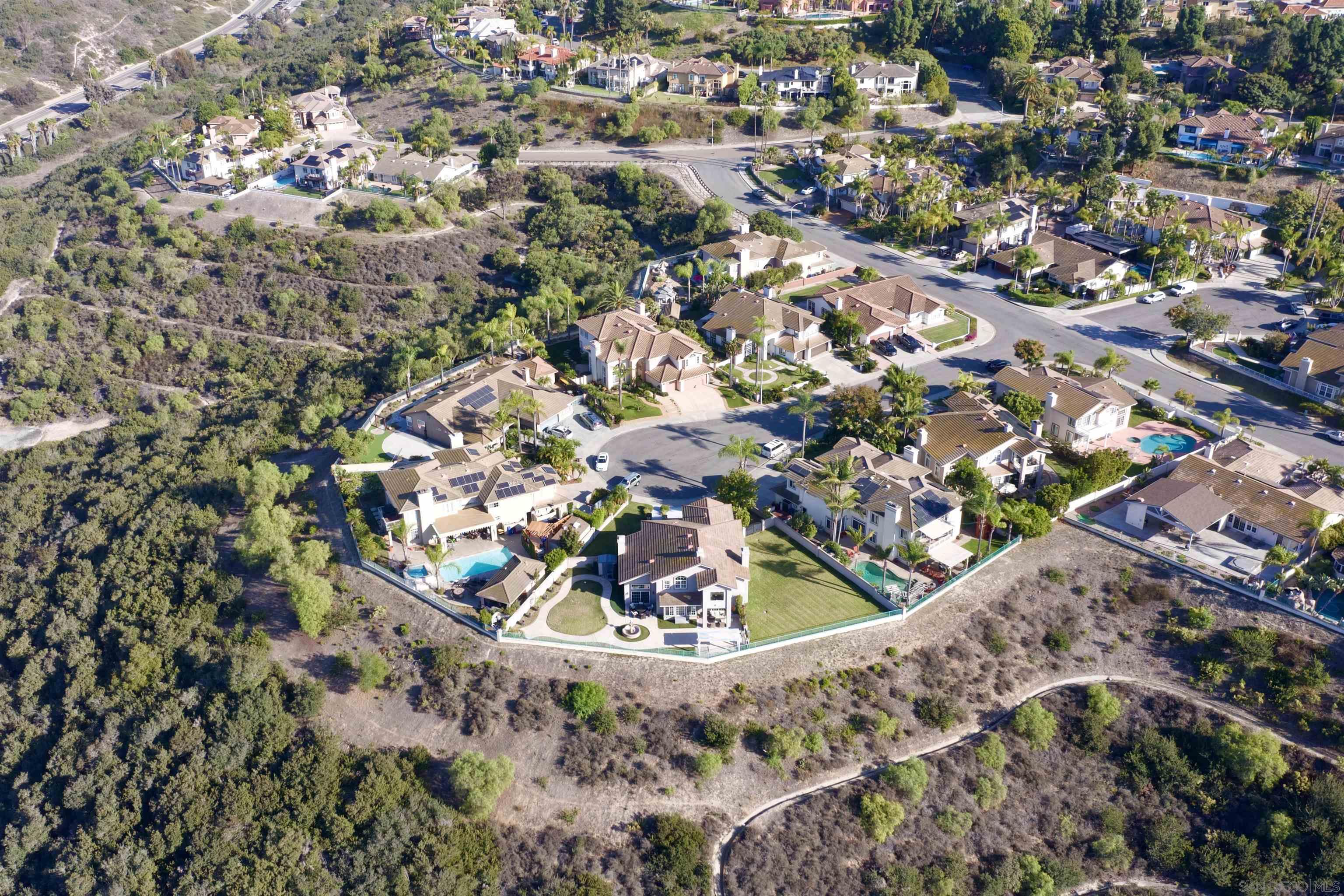 Detail Gallery Image 40 of 41 For 454  Acero Pl, Chula Vista,  CA 91910 - 5 Beds | 3 Baths