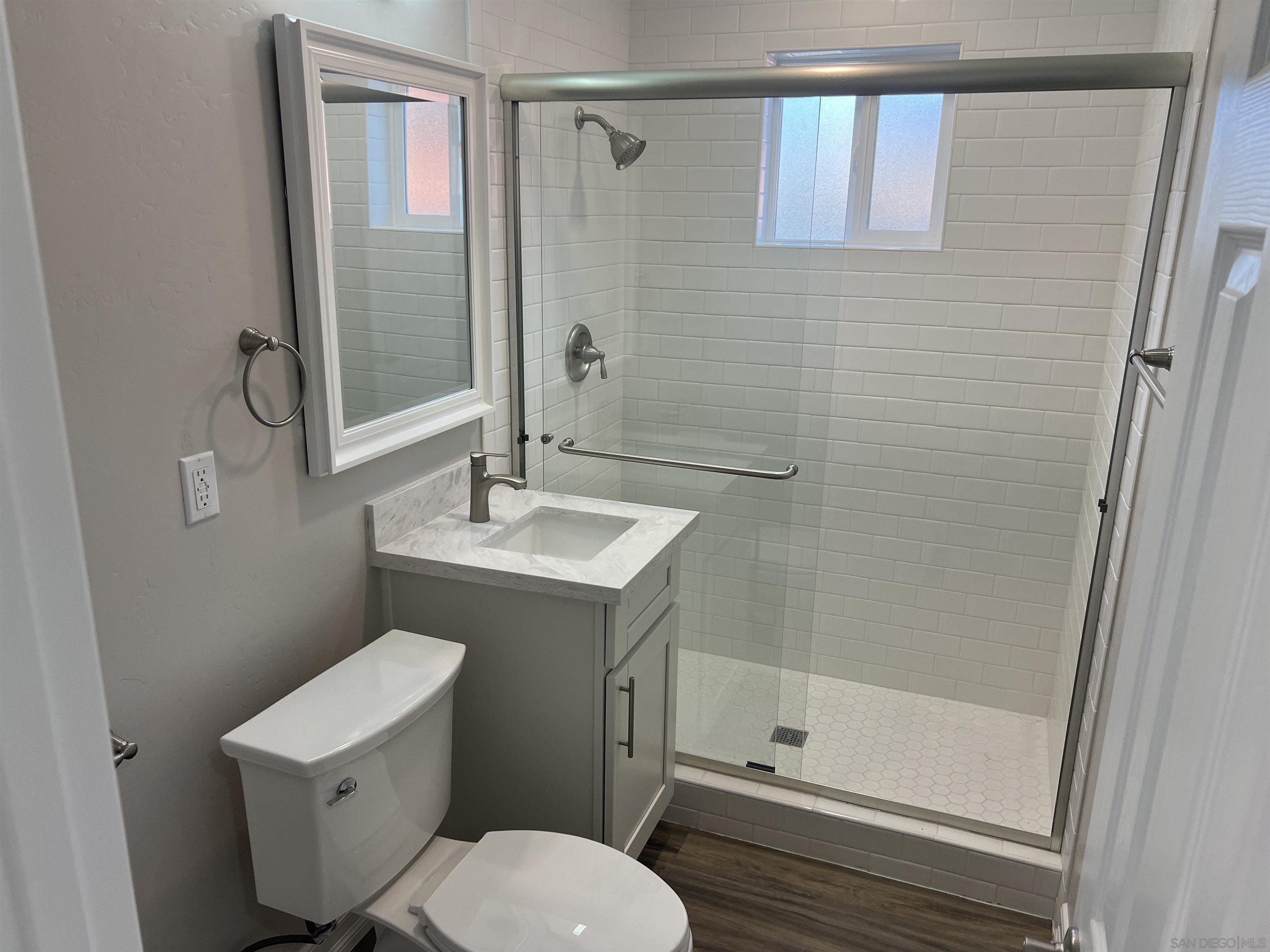 Detail Gallery Image 6 of 7 For 122  Jefferson Ave., Chula Vista,  CA 91910 - 2 Beds | 1 Baths