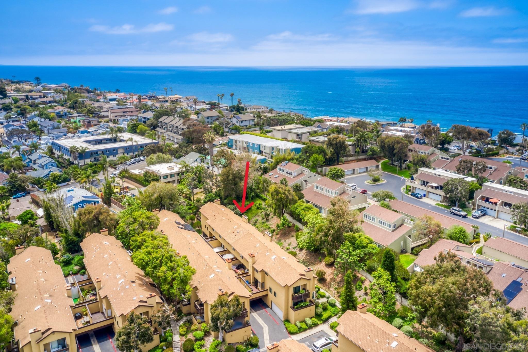 Detail Gallery Image 2 of 41 For 1680 N Coast Highway 101  #30,  Encinitas,  CA 92024 - 2 Beds | 2 Baths