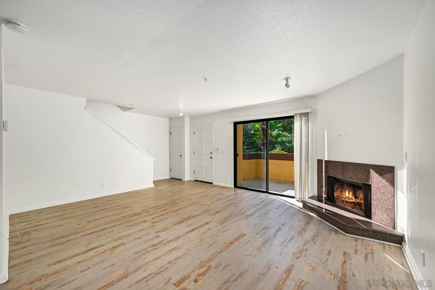 Detail Gallery Image 9 of 41 For 1680 N Coast Highway 101  #30,  Encinitas,  CA 92024 - 2 Beds | 2 Baths