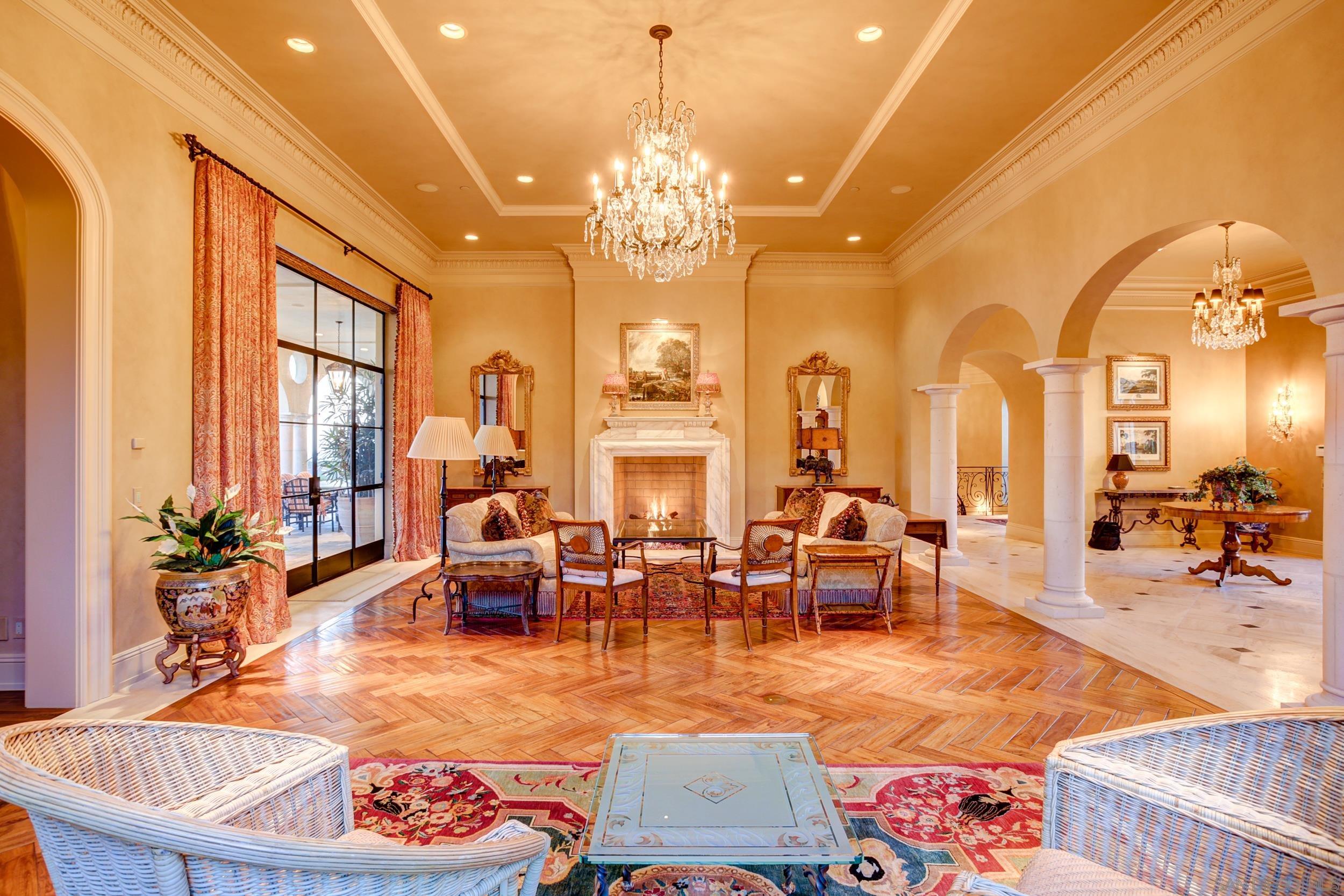 Detail Gallery Image 13 of 33 For 5806  Bucknell Ave, La Jolla,  CA 92037 - 4 Beds | 5/4 Baths