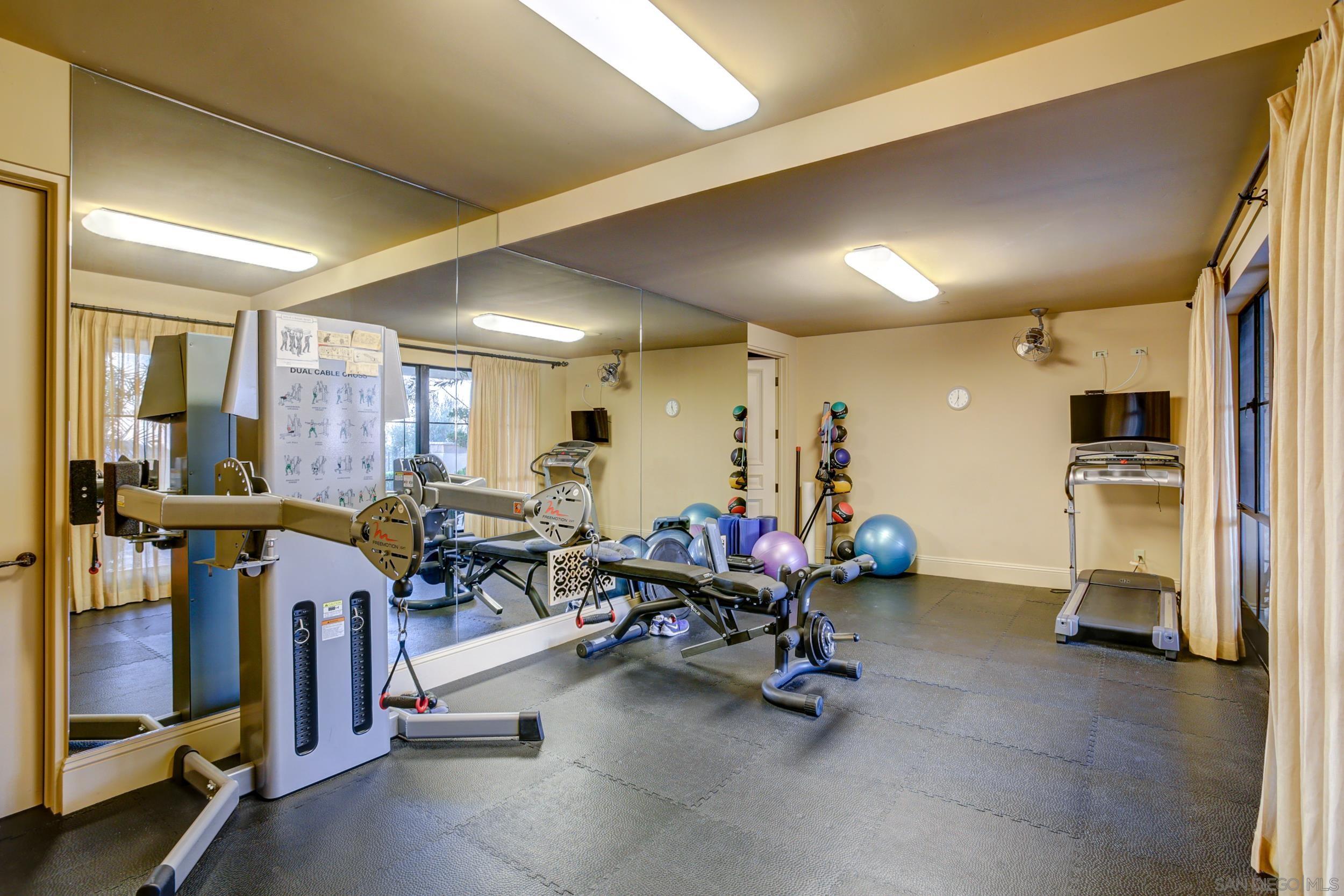 Detail Gallery Image 27 of 33 For 5806  Bucknell Ave, La Jolla,  CA 92037 - 4 Beds | 5/4 Baths