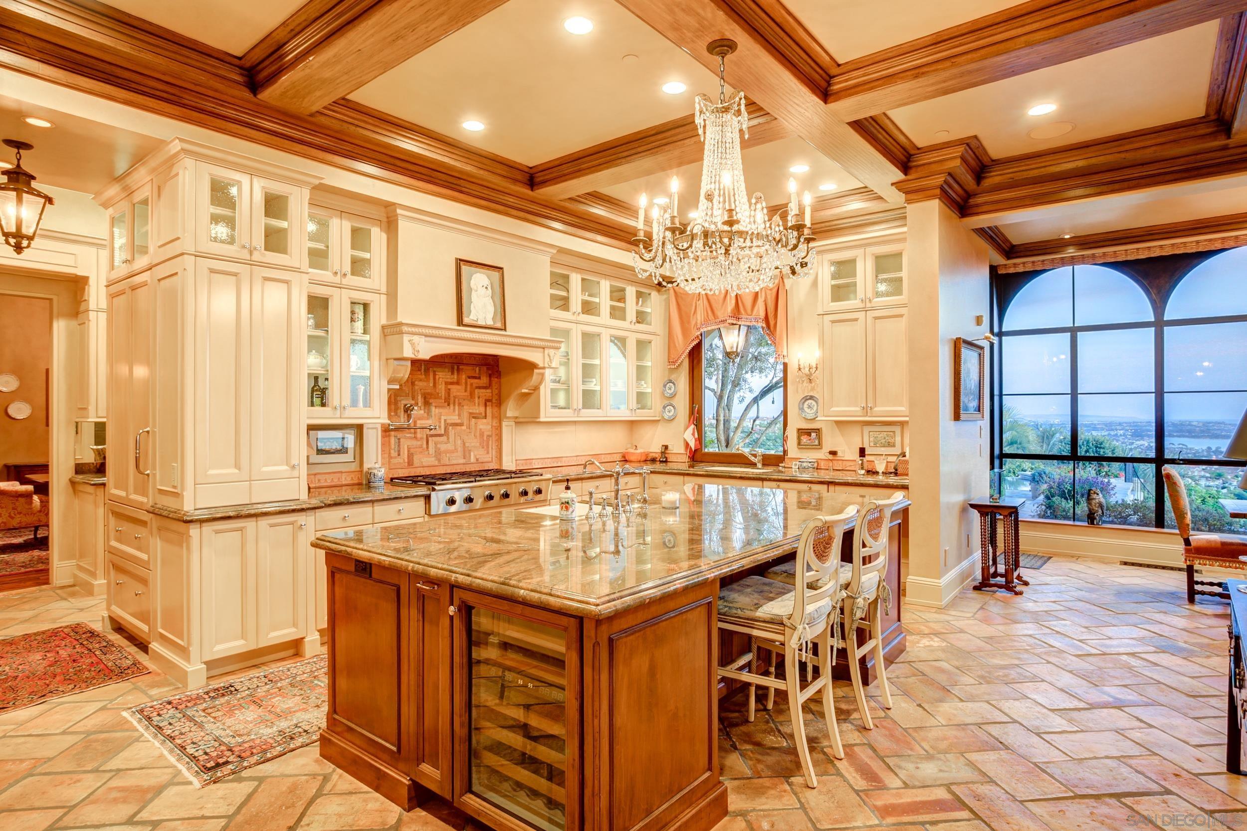 Detail Gallery Image 9 of 33 For 5806  Bucknell Ave, La Jolla,  CA 92037 - 4 Beds | 5/4 Baths