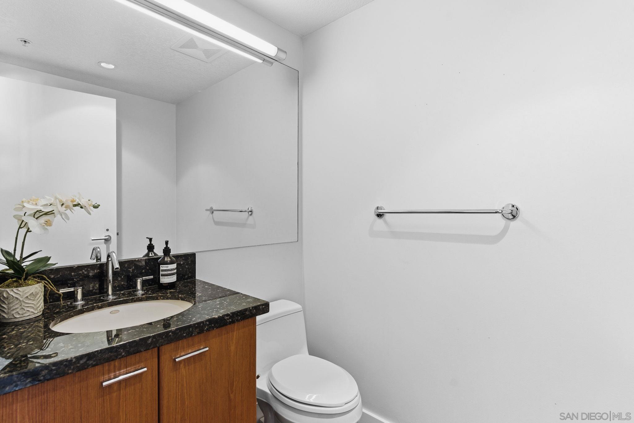 Detail Gallery Image 24 of 39 For 1199  Pacific Hwy  #2903,  San Diego,  CA 92101 - 1 Beds | 1/1 Baths