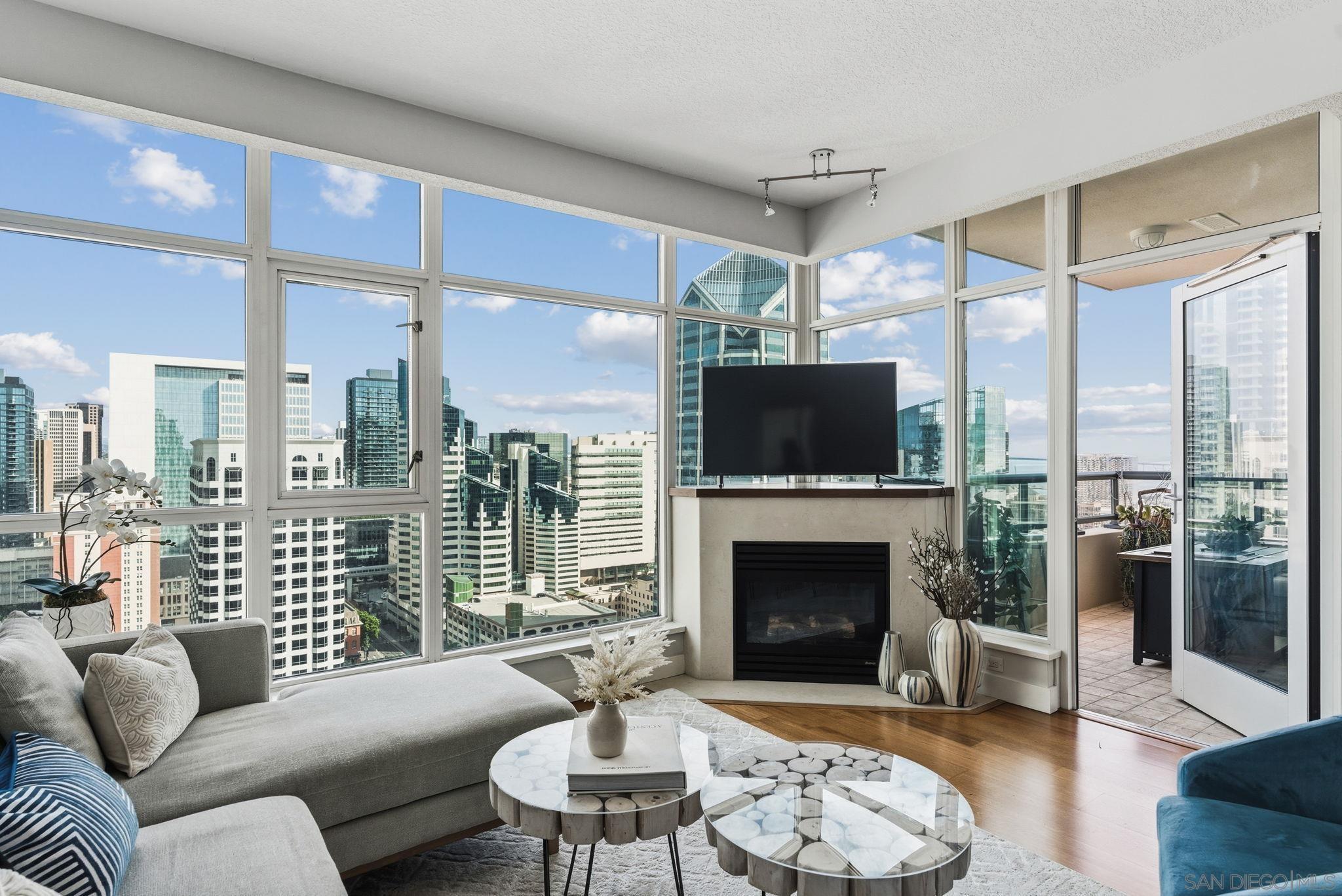 Detail Gallery Image 4 of 39 For 1199  Pacific Hwy  #2903,  San Diego,  CA 92101 - 1 Beds | 1/1 Baths