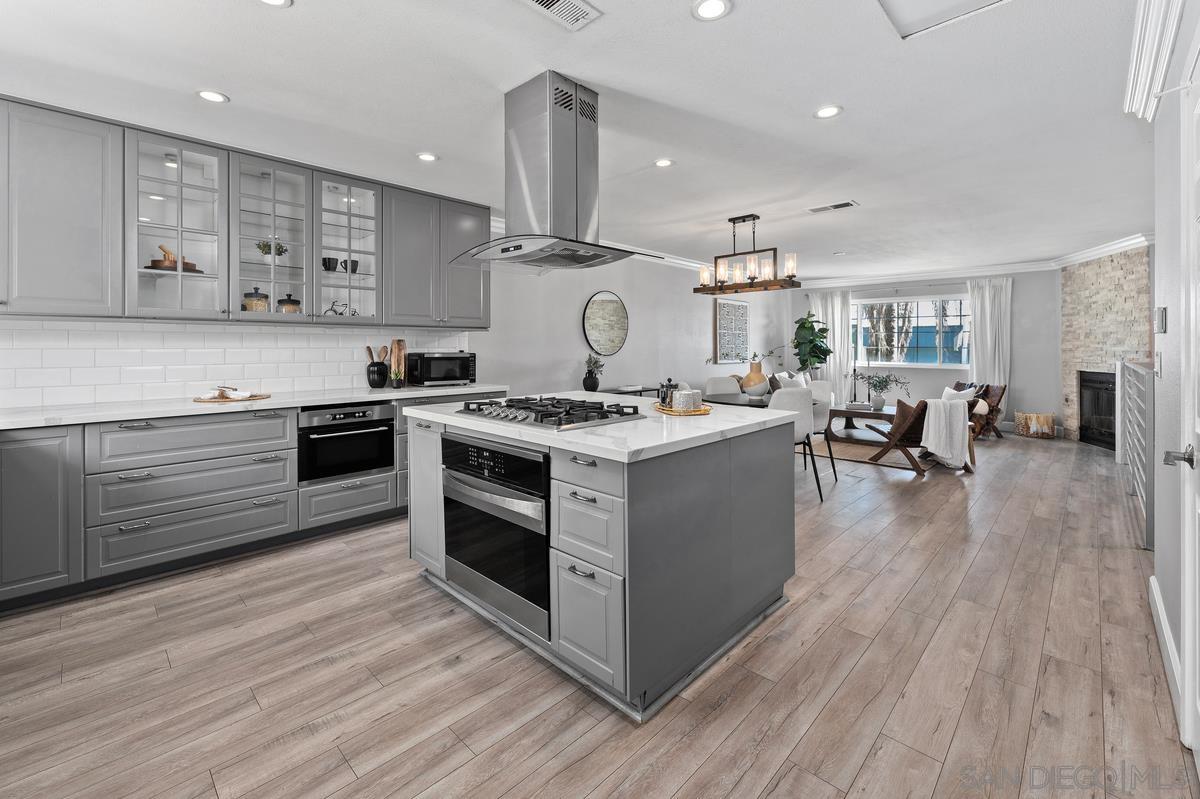 Detail Gallery Image 16 of 54 For 686  Seacoast Dr, Imperial Beach,  CA 91932 - 4 Beds | 2/2 Baths