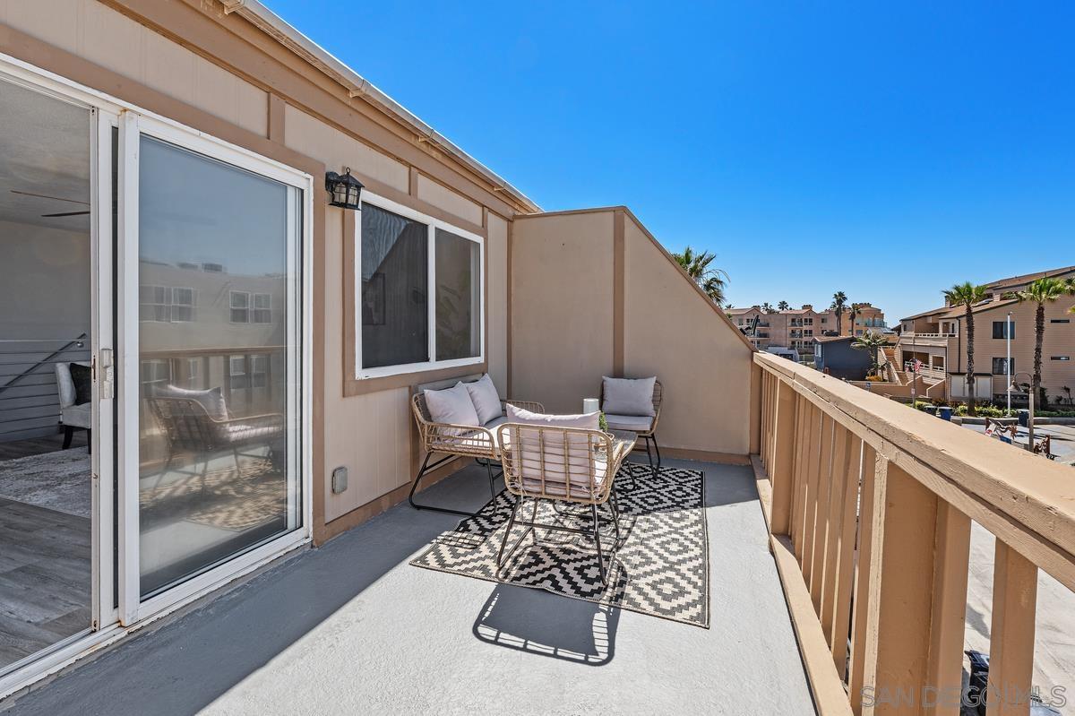 Detail Gallery Image 31 of 54 For 686  Seacoast Dr, Imperial Beach,  CA 91932 - 4 Beds | 2/2 Baths