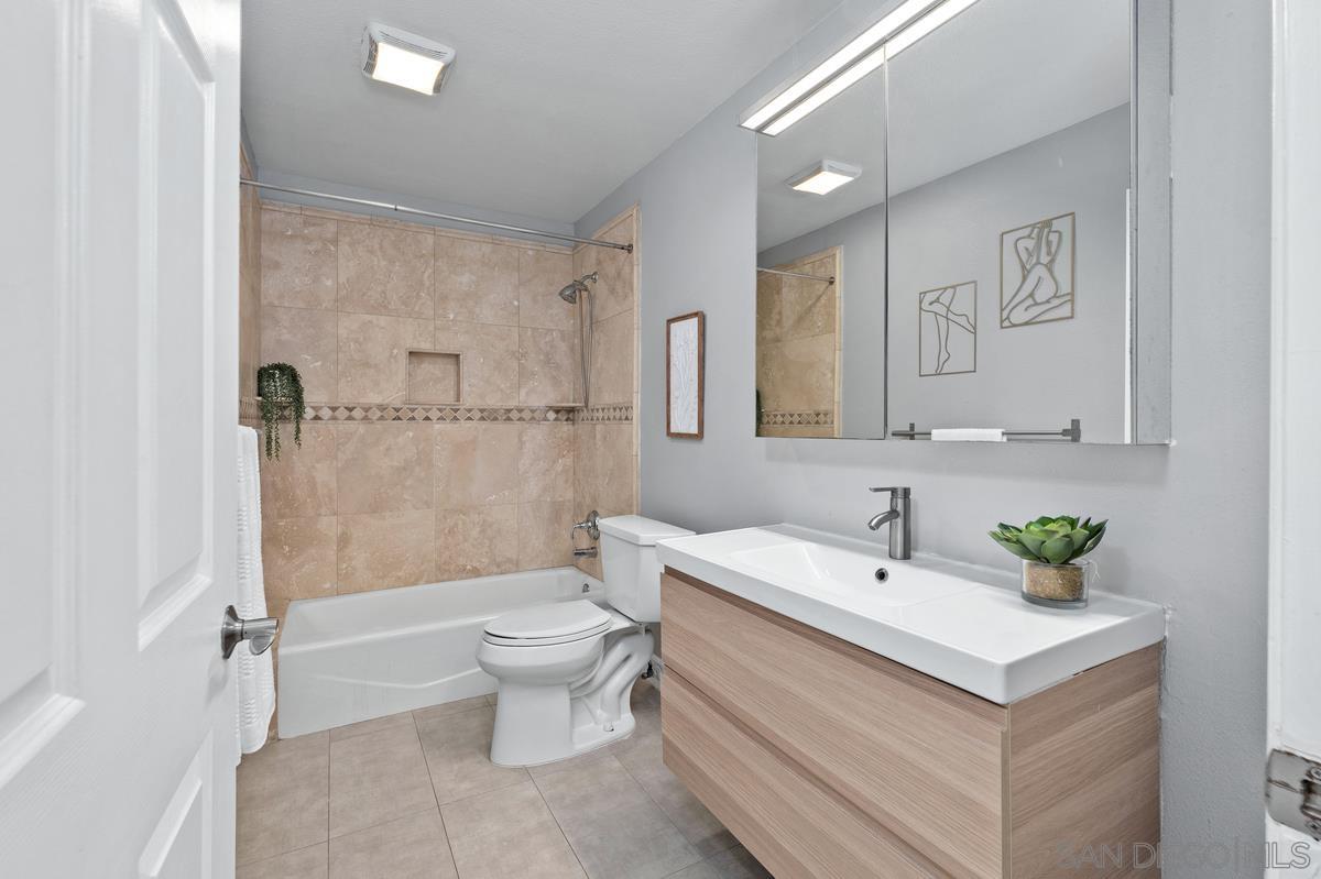 Detail Gallery Image 37 of 54 For 686  Seacoast Dr, Imperial Beach,  CA 91932 - 4 Beds | 2/2 Baths