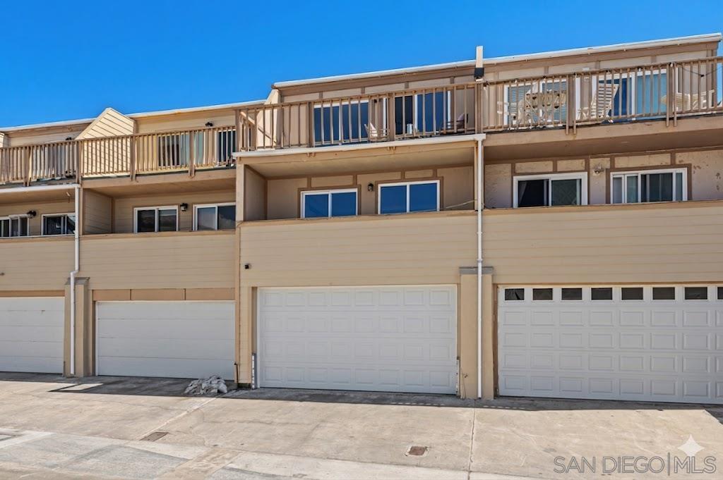 Detail Gallery Image 44 of 54 For 686  Seacoast Dr, Imperial Beach,  CA 91932 - 4 Beds | 2/2 Baths