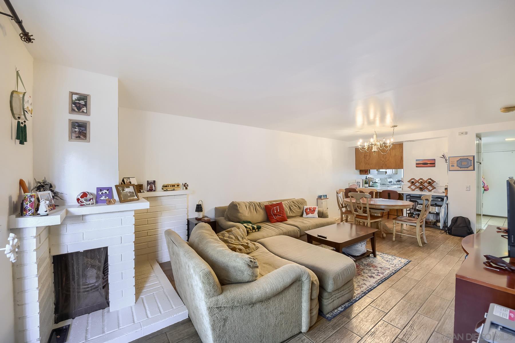 Detail Gallery Image 2 of 28 For 4085  Crystal Dawn  #104,  San Diego,  CA 92122 - 1 Beds | 1 Baths