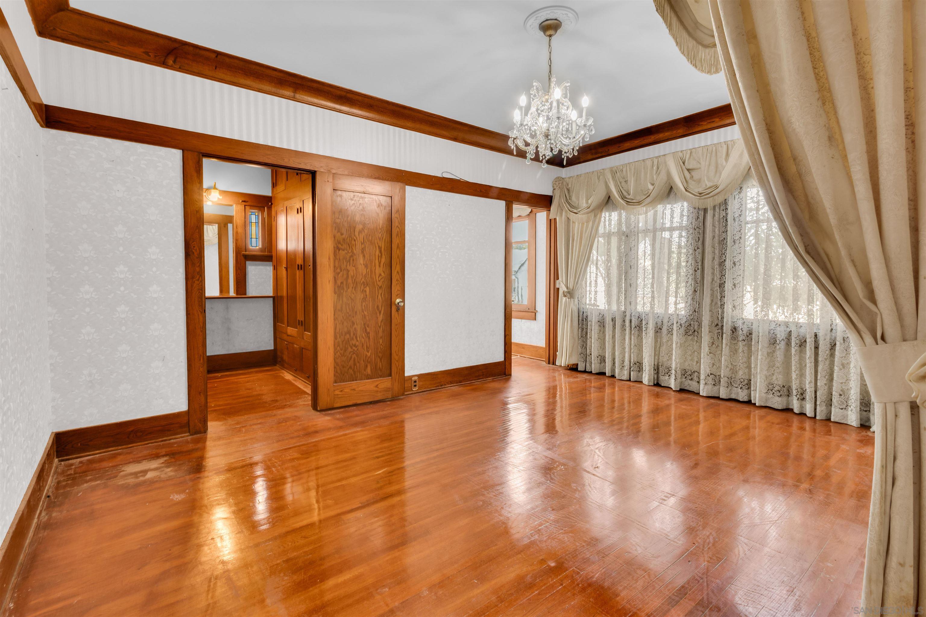 Detail Gallery Image 22 of 69 For 4190-92  Palmetto Way, San Diego,  CA 92103 - 5 Beds | 3/1 Baths