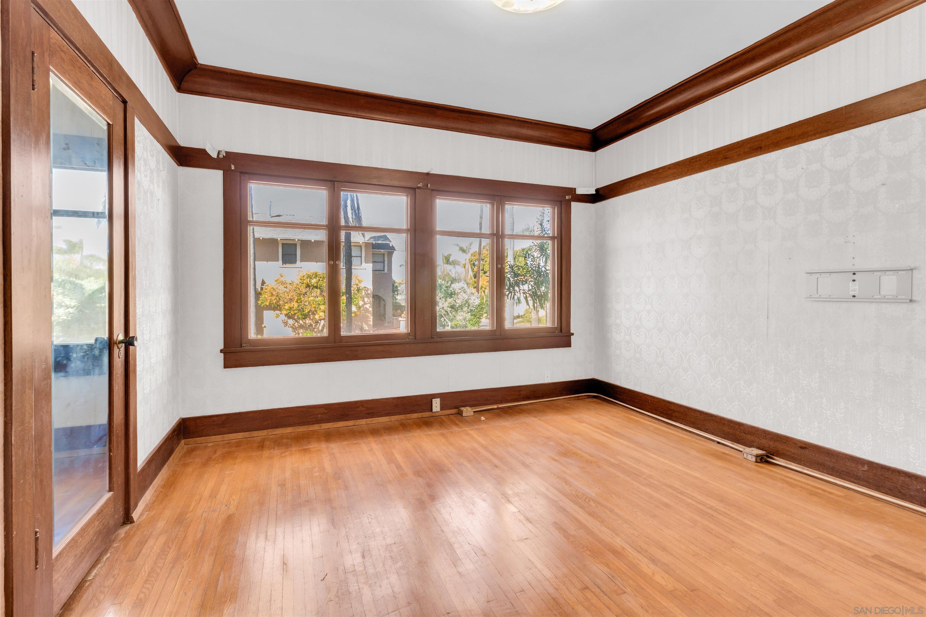 Detail Gallery Image 28 of 69 For 4190-92  Palmetto Way, San Diego,  CA 92103 - 5 Beds | 3/1 Baths