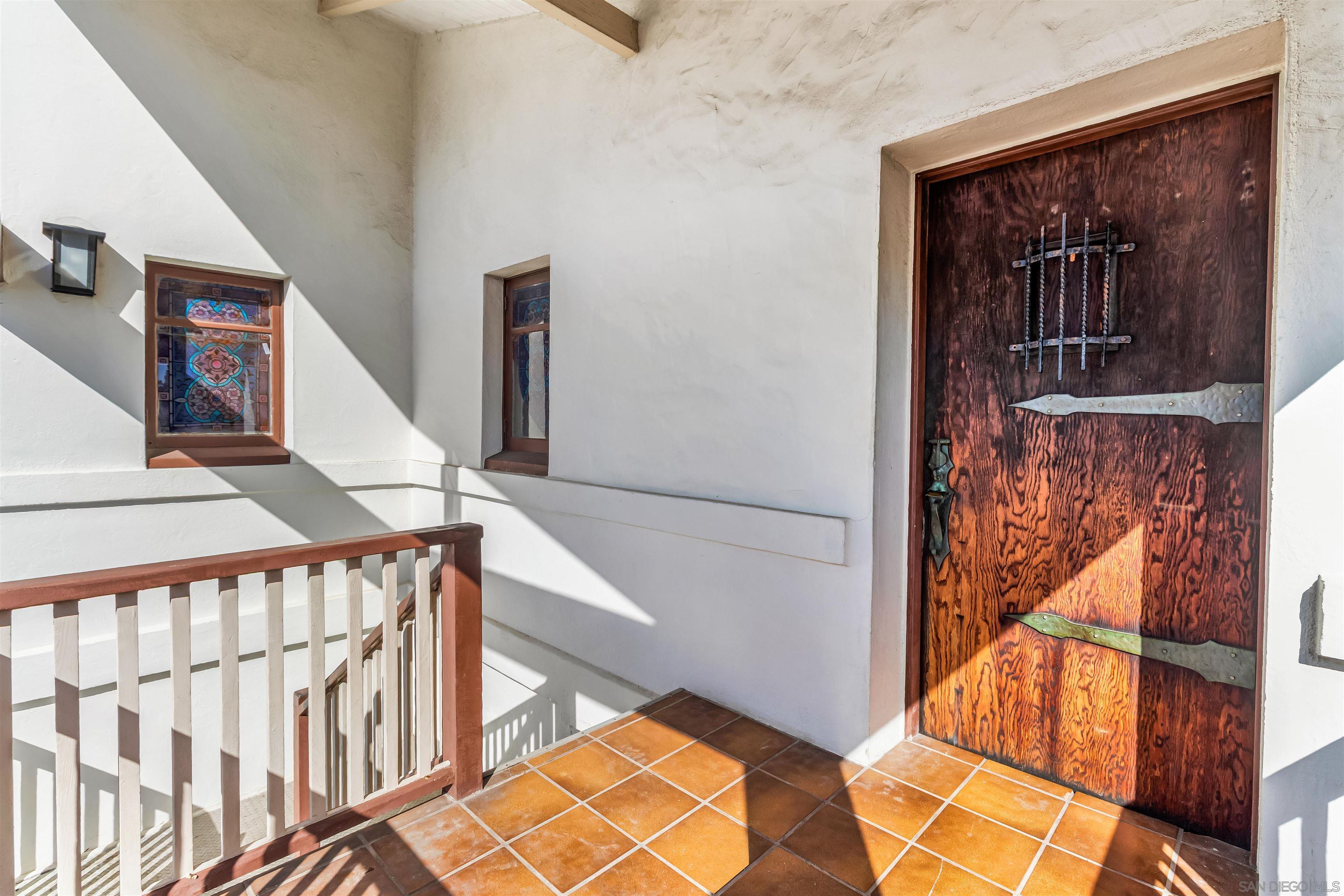 Detail Gallery Image 48 of 69 For 4190-92  Palmetto Way, San Diego,  CA 92103 - 5 Beds | 3/1 Baths