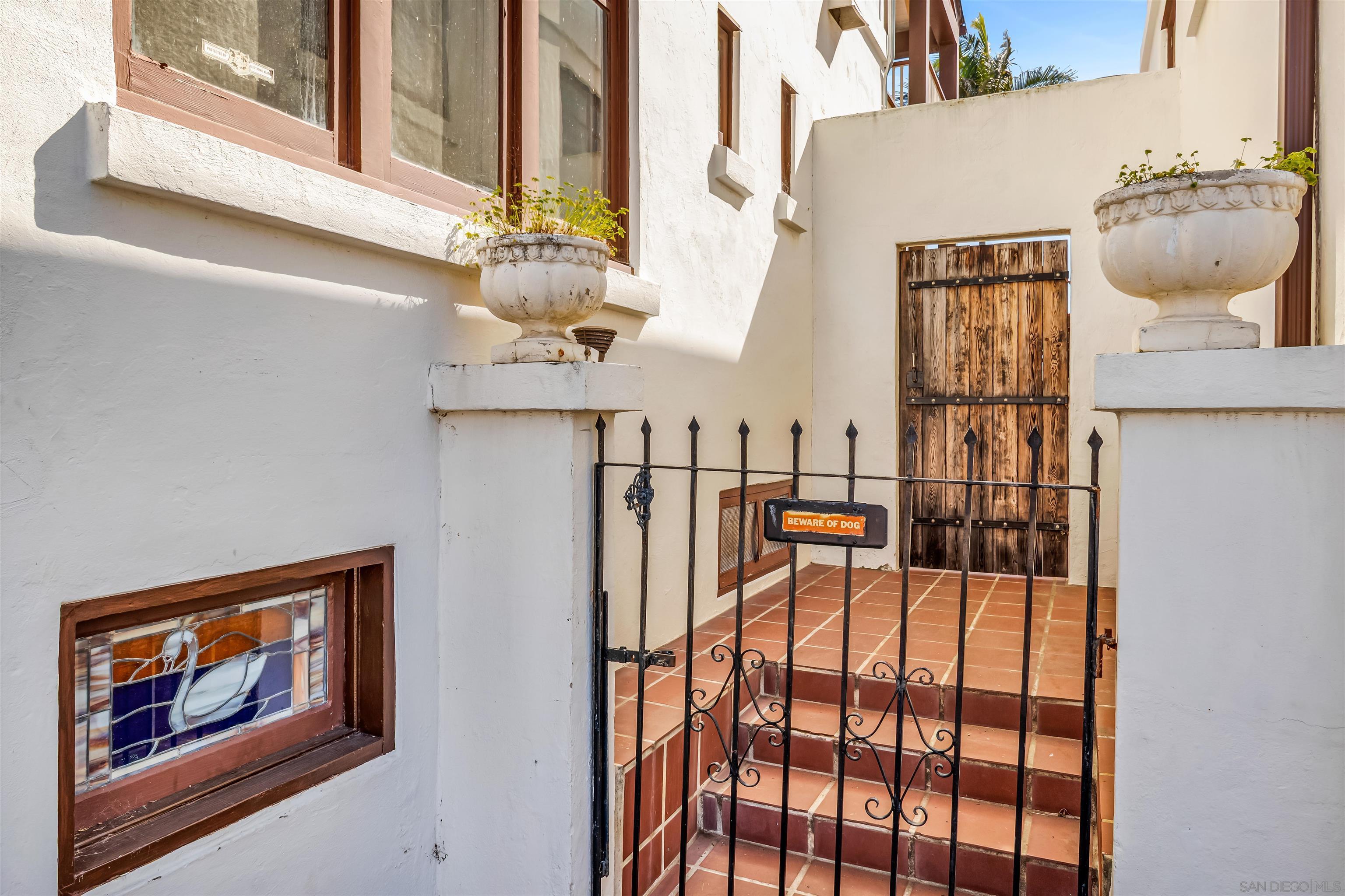 Detail Gallery Image 49 of 69 For 4190-92  Palmetto Way, San Diego,  CA 92103 - 5 Beds | 3/1 Baths