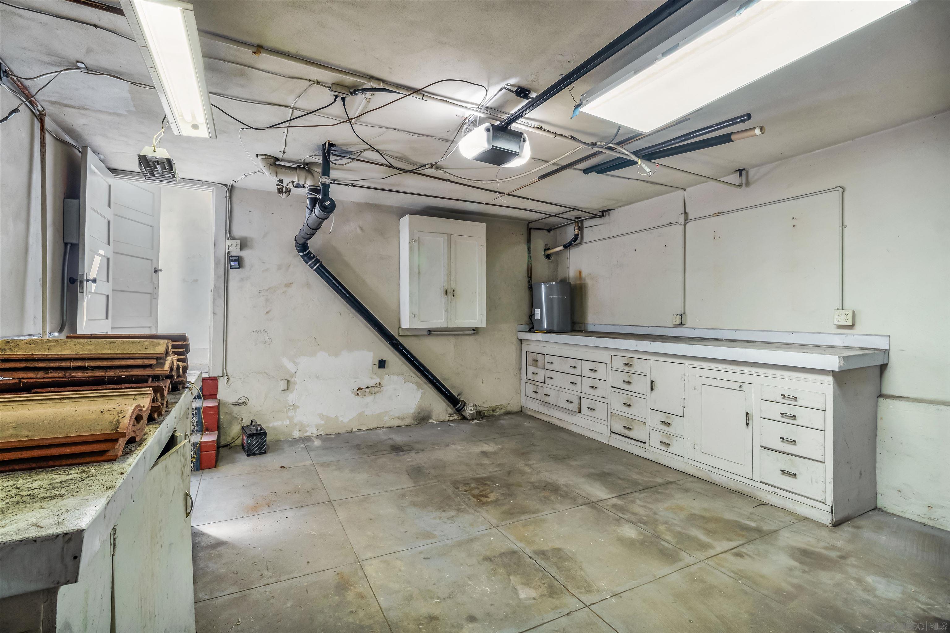 Detail Gallery Image 61 of 69 For 4190-92  Palmetto Way, San Diego,  CA 92103 - 5 Beds | 3/1 Baths