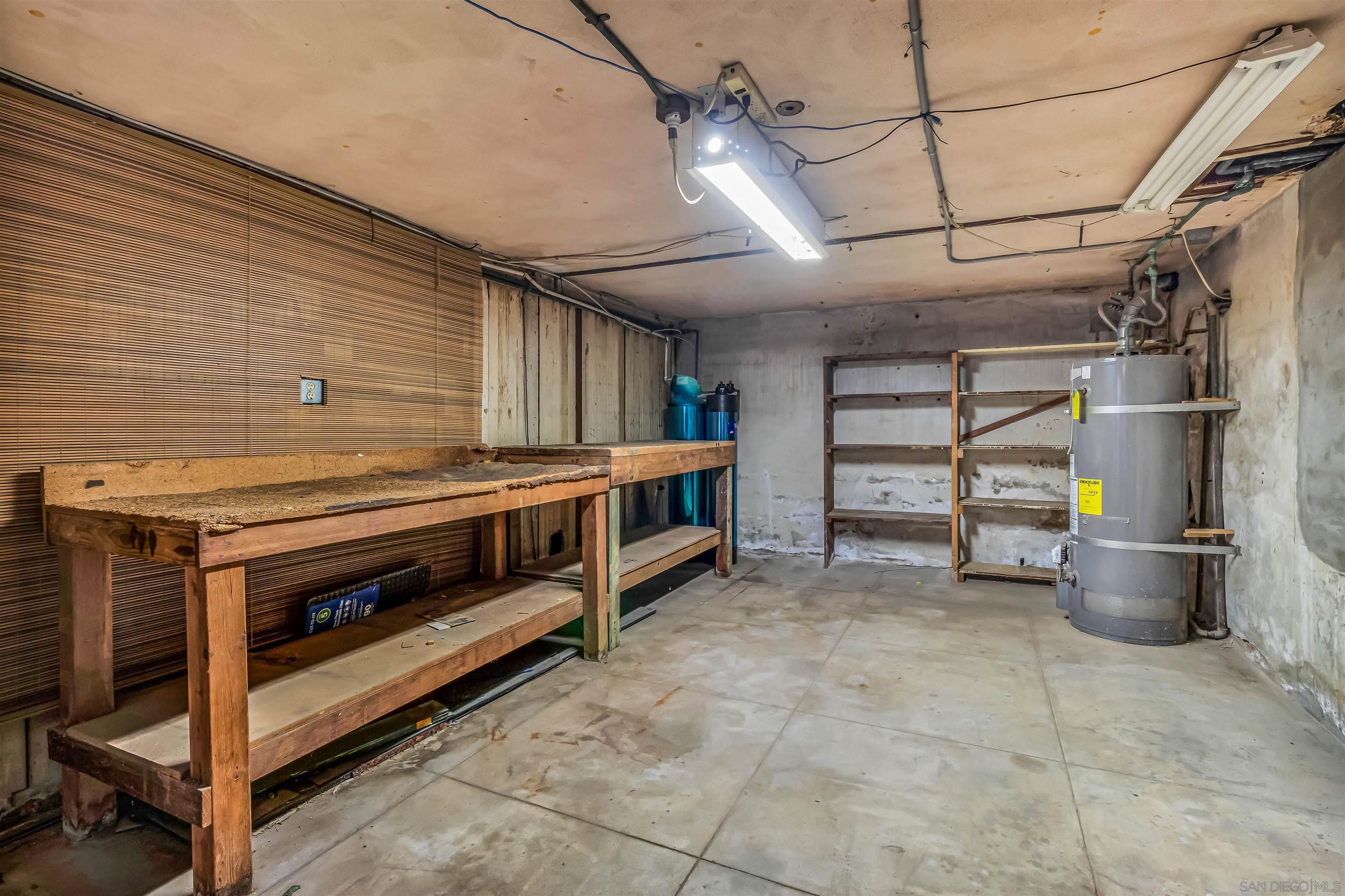 Detail Gallery Image 62 of 69 For 4190-92  Palmetto Way, San Diego,  CA 92103 - 5 Beds | 3/1 Baths