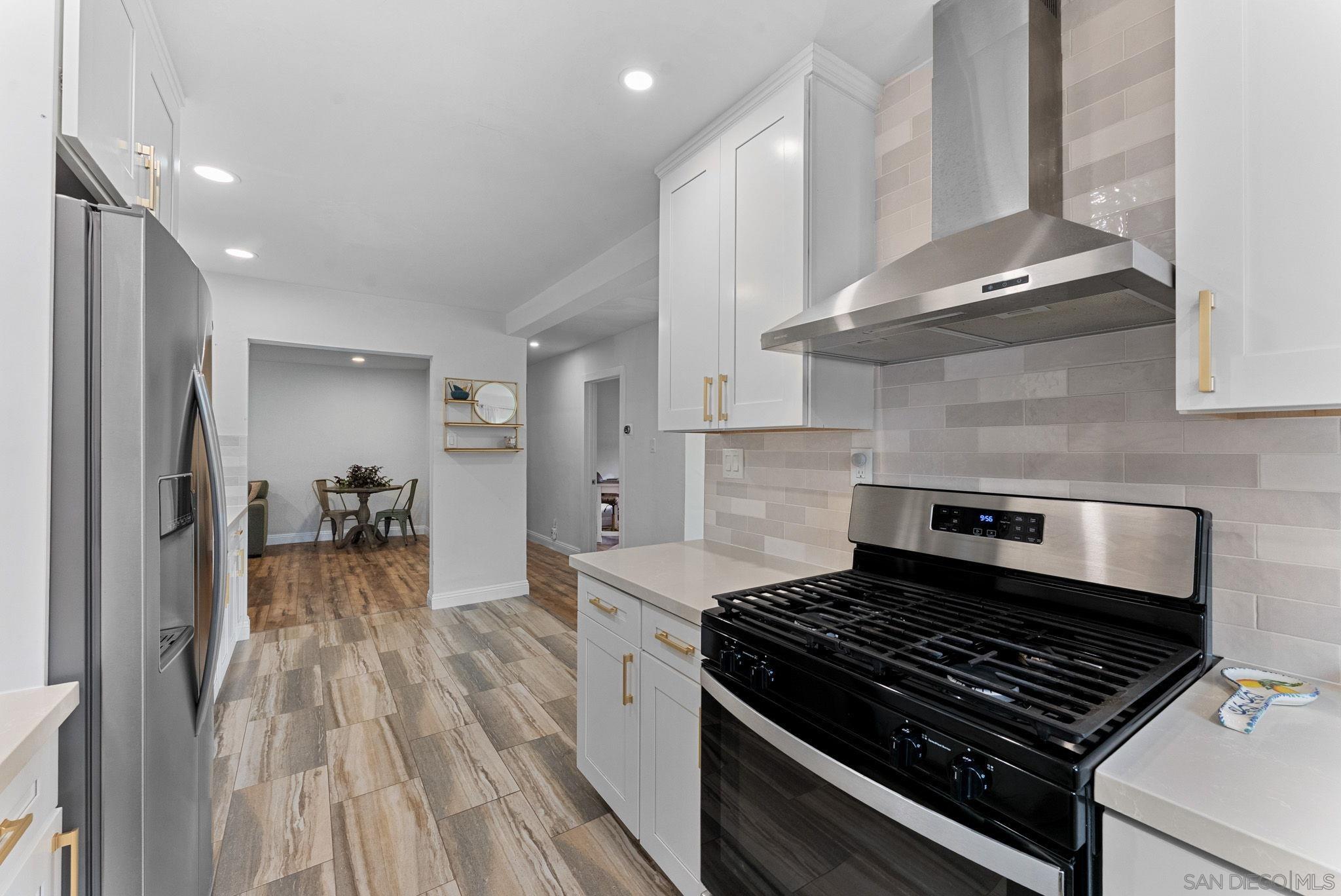 Detail Gallery Image 8 of 24 For 7978  Canton, Lemon Grove,  CA 91945 - 3 Beds | 2 Baths