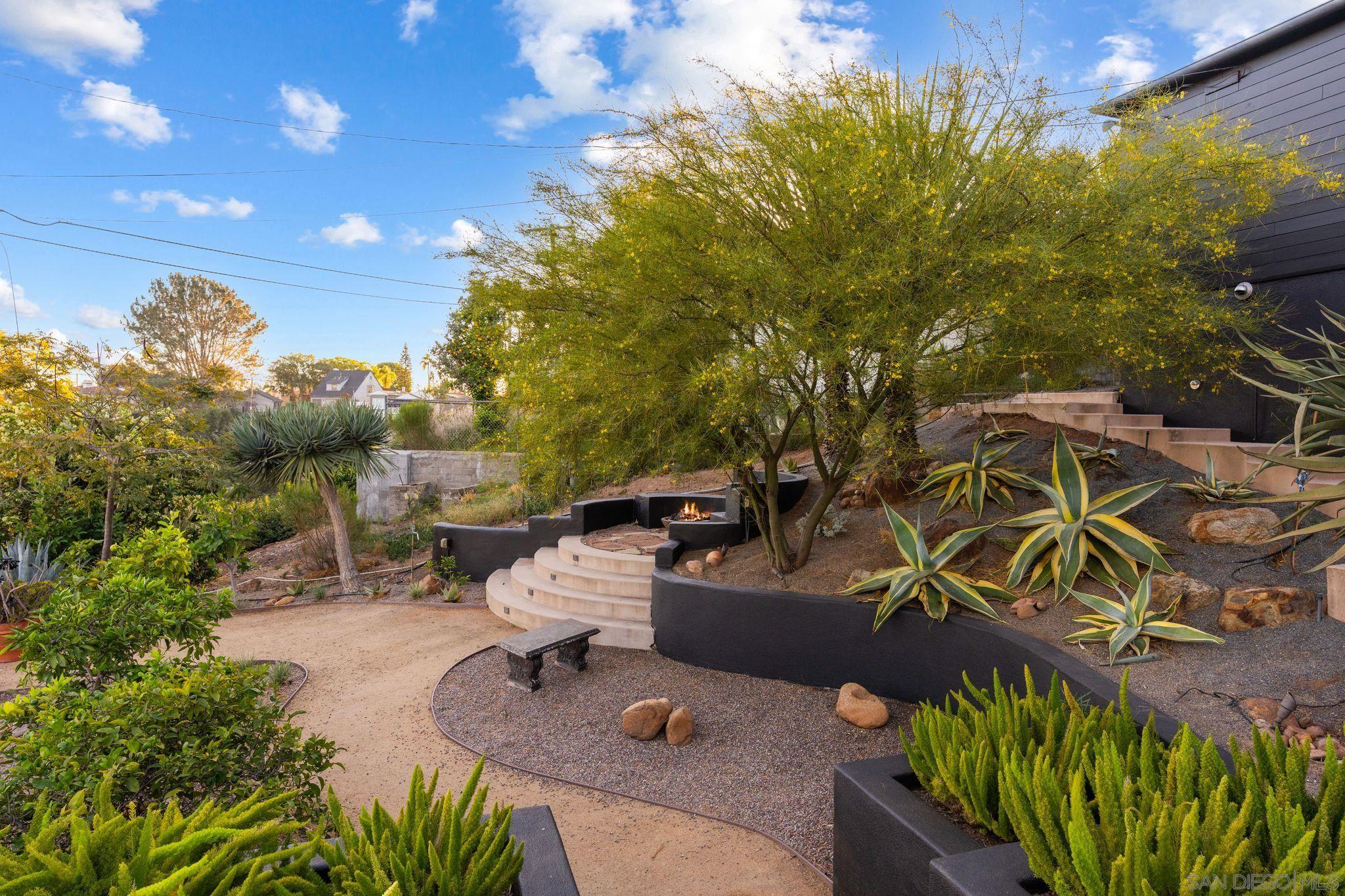 Detail Gallery Image 23 of 26 For 4349  Hilldale Road, San Diego,  CA 92116 - 3 Beds | 3 Baths