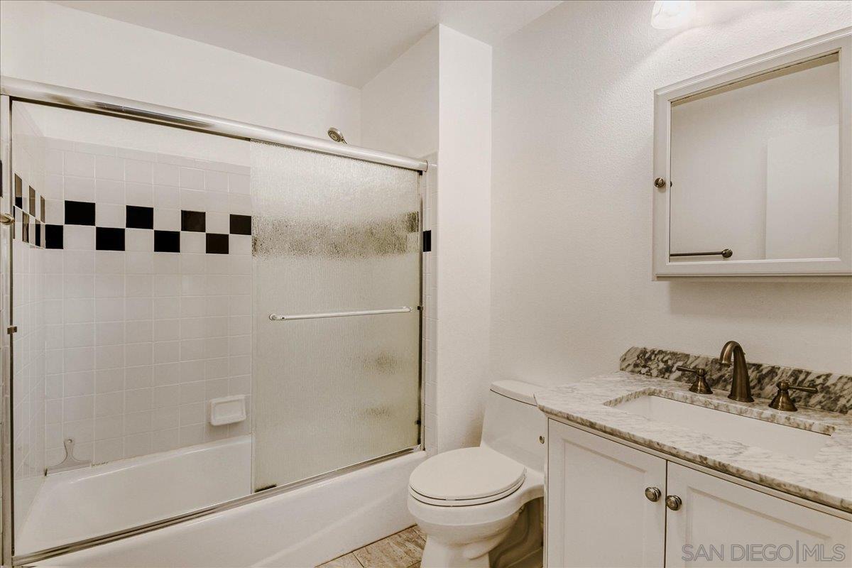 Detail Gallery Image 23 of 32 For 2552  Arnott Street, San Diego,  CA 92110 - 5 Beds | 3/1 Baths