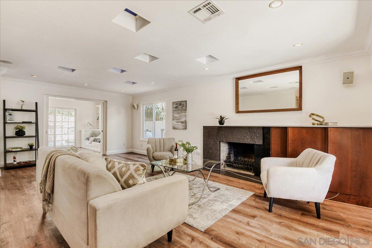 Detail Gallery Image 7 of 32 For 2552  Arnott Street, San Diego,  CA 92110 - 5 Beds | 3/1 Baths